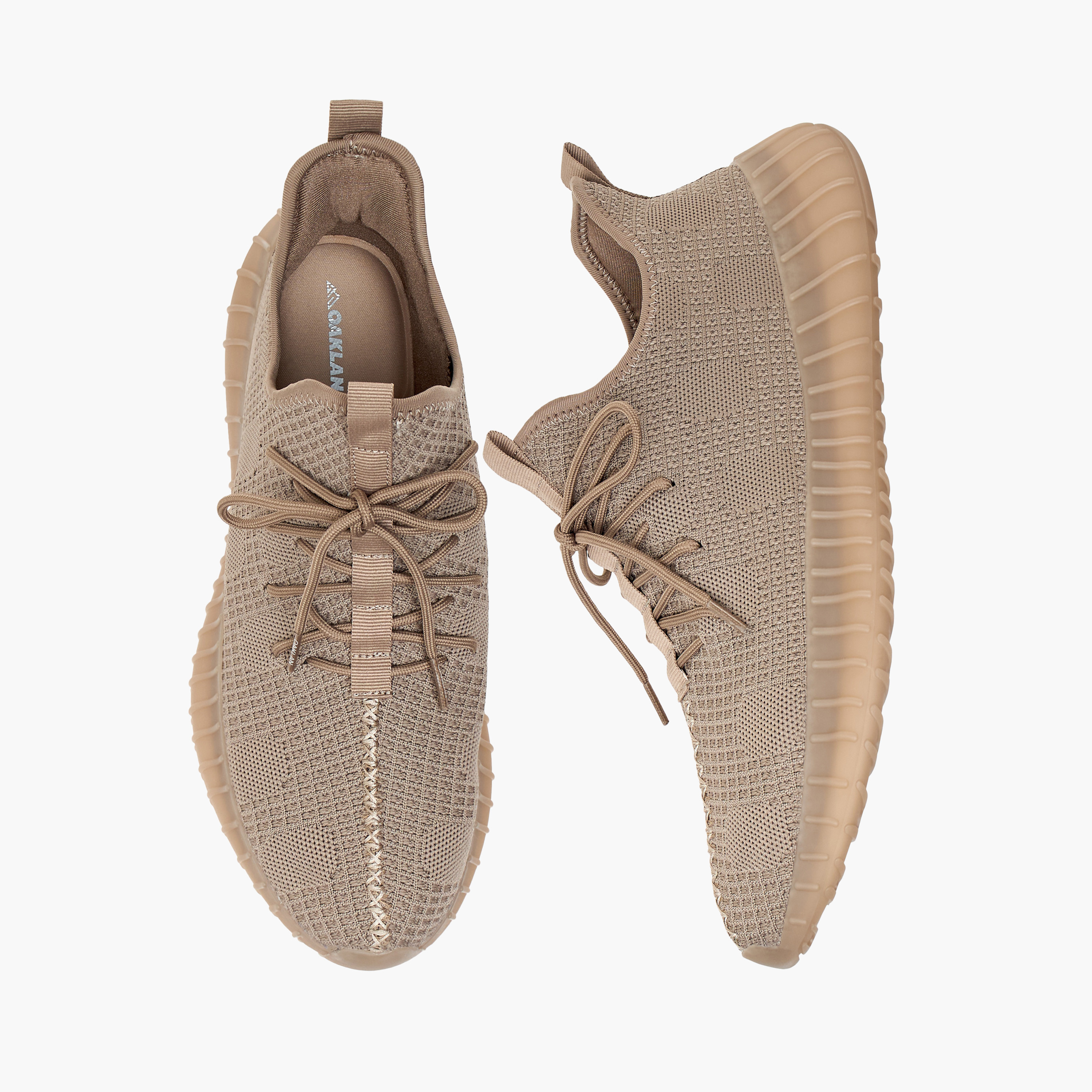 حذاء رياضي بارز الملمس برباط إغلاق من أوكلان من شو إكسبريس-sports-men-shoes-image-1