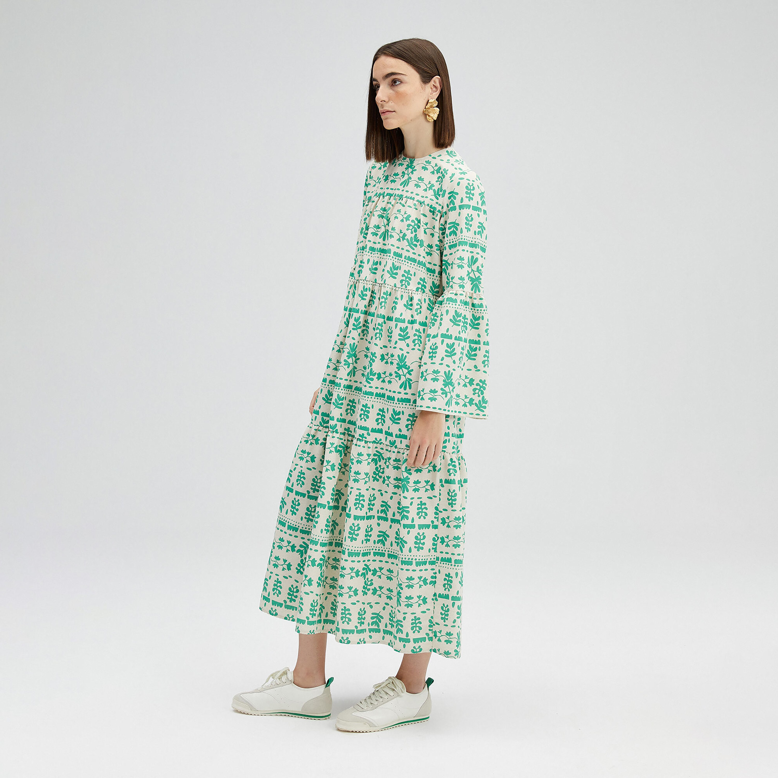 فستان ماكسي بطبعات مع رقبة دائرية ذو تصميم على شكل-A من توش بريف-women-clothing-dresses-image-4