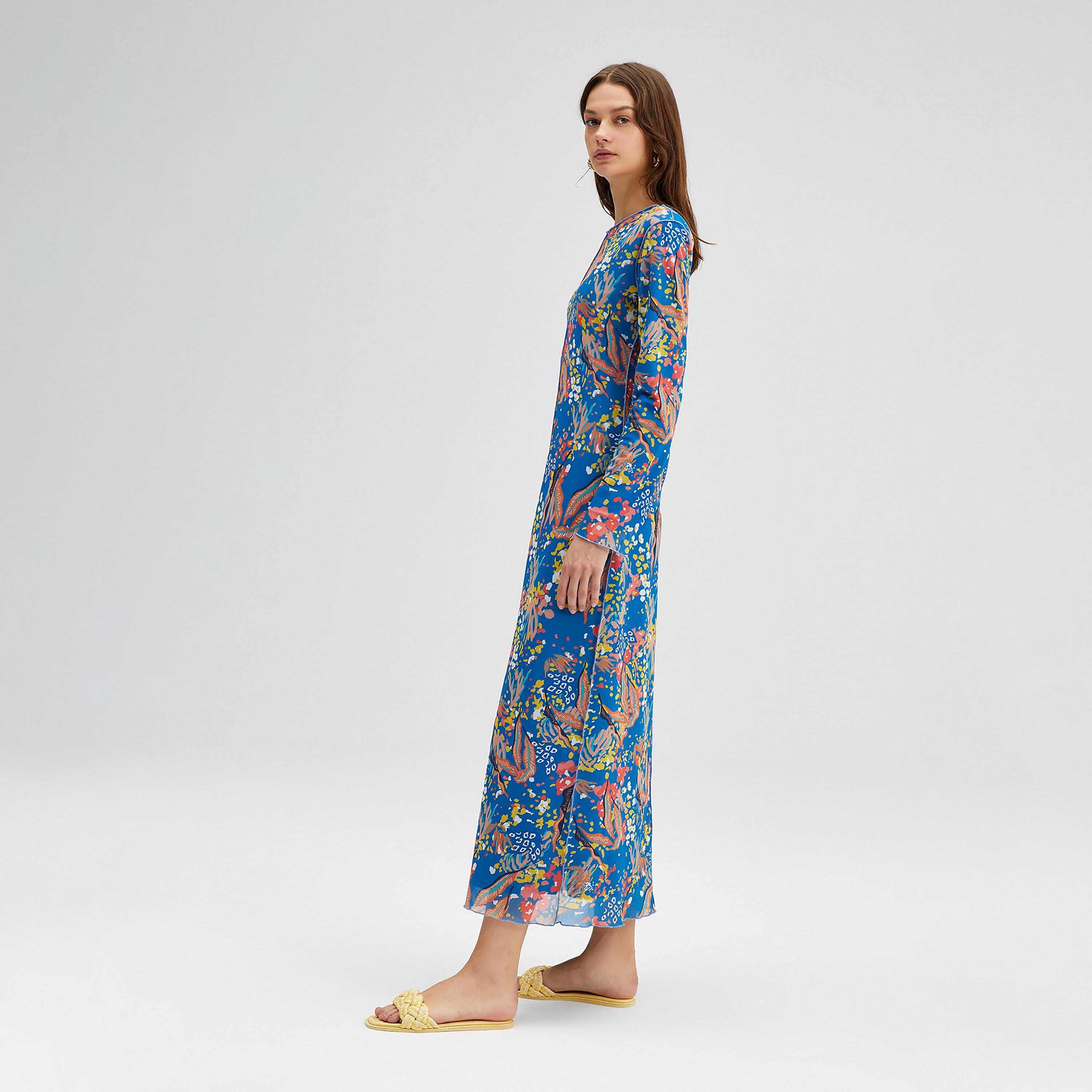 فستان ماكسي بطبعات مع رقبة دائرية ذو تصميم على شكل-A من توش بريف-women-clothing-dresses-image-4