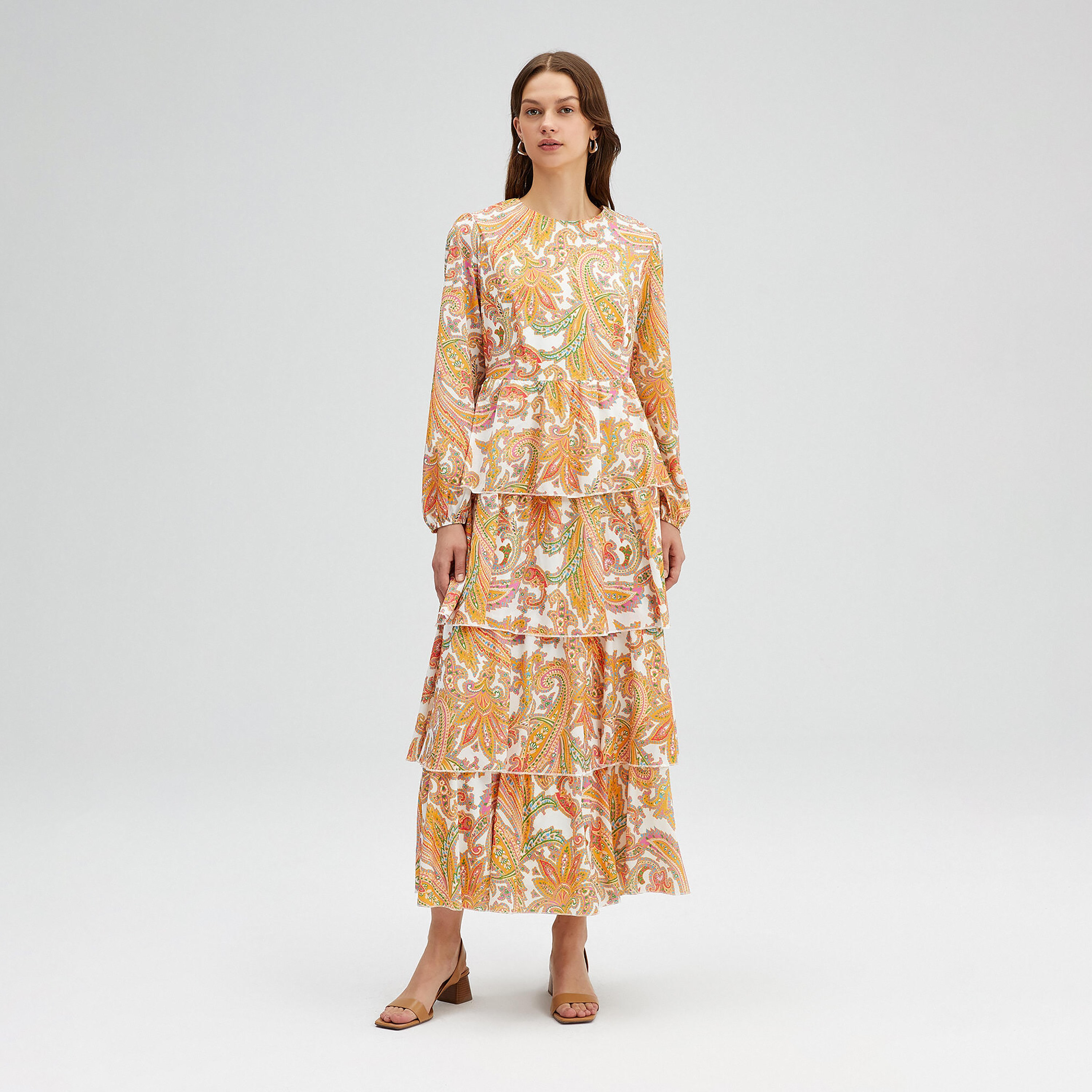 Touche Prive Paisley Round Neck A-Line Maxi Dress-women-clothing-dresses-image-1