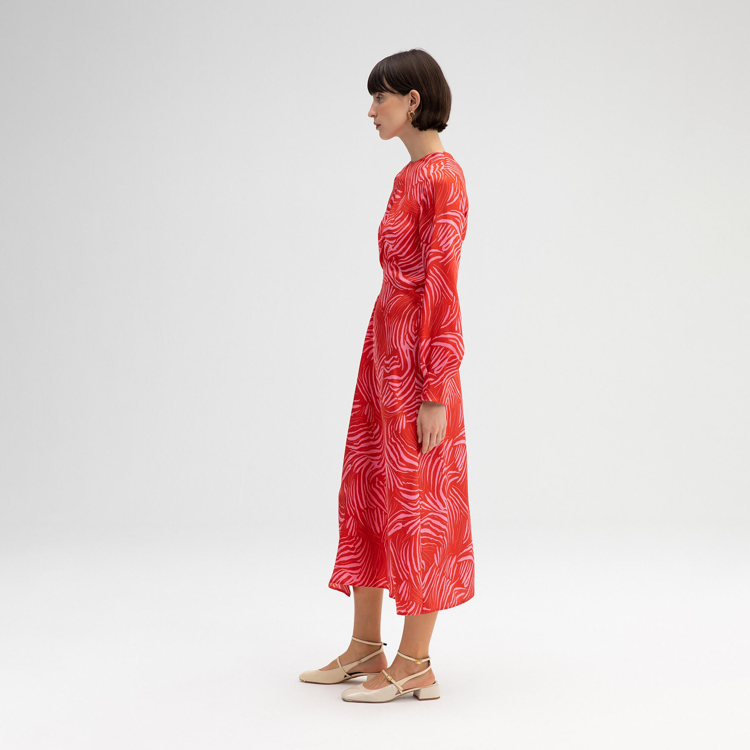 فستان ميدي بطبعات مع رقبة دائرية من توش بريف-women-clothing-dresses-image-3