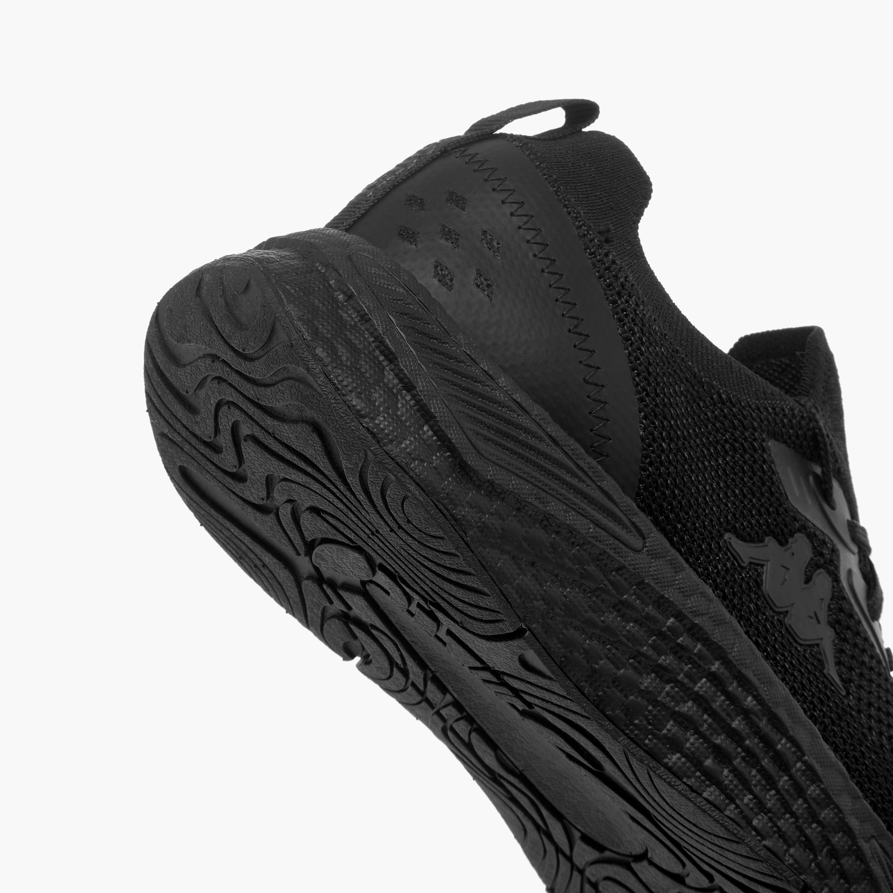 حذاء رياضي برباط وشعار للنساء من كابا-women-shoes-sneakers-image-5