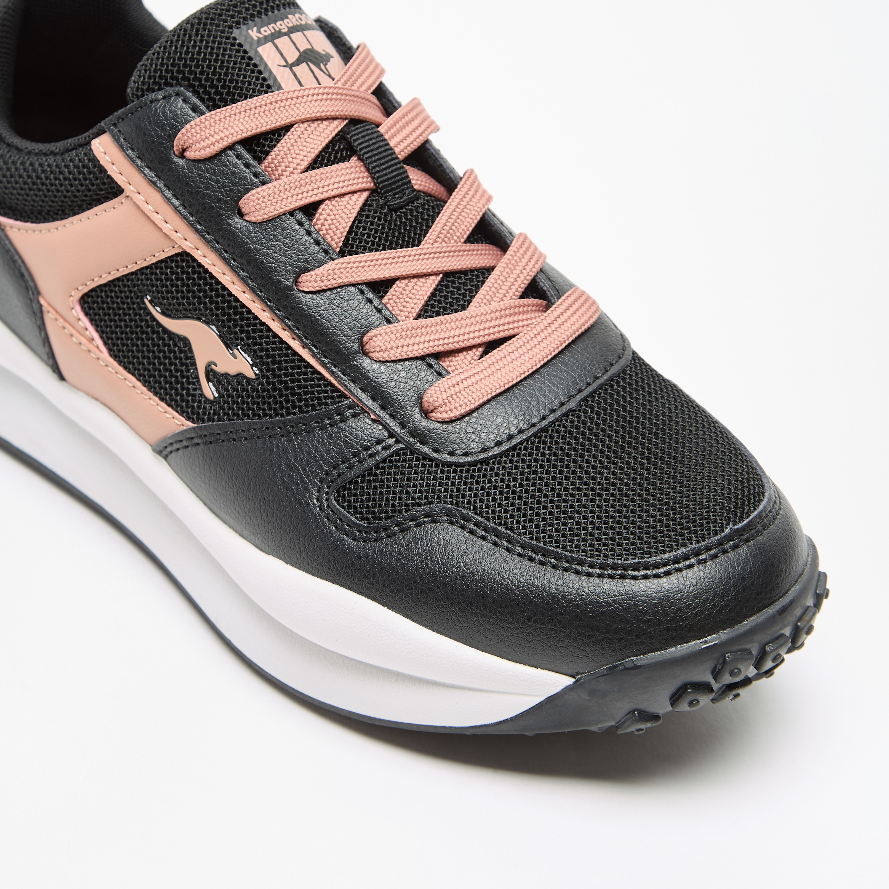 حذاء رياضي برباط وبطانة للنساء من كانجاروس-sports-women-shoes-image-10