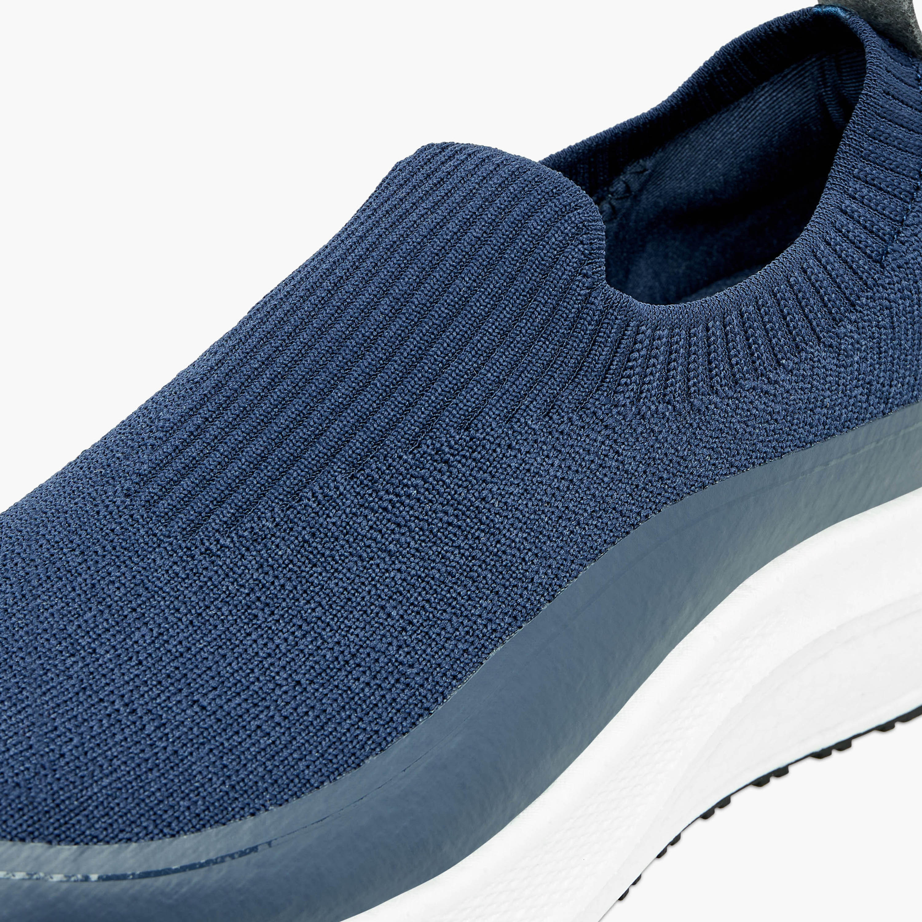 Kappa Men's Textured Slip-On Sports Shoes with Pull Tabs-sports-men-shoes-image-4
