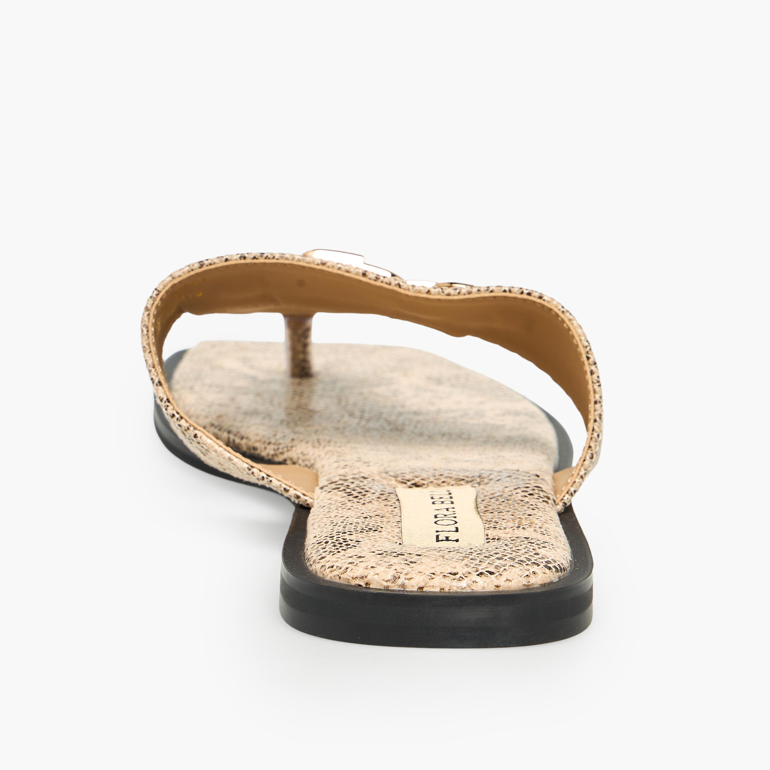 صندل بطبعات للنساء من فلورا بيلا-women-shoes-flats-sandals-image-5