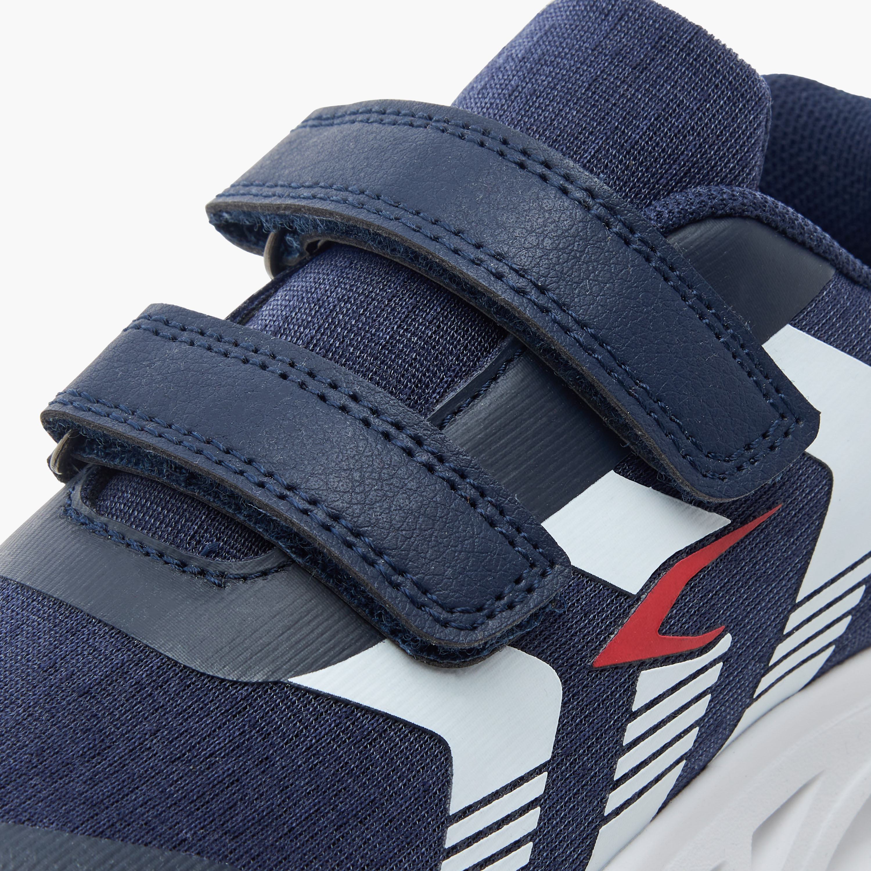 حذاء رياضي بشريط إغلاق لاصق وطبعات من داش-boys-shoes-schoolshoes-image-4