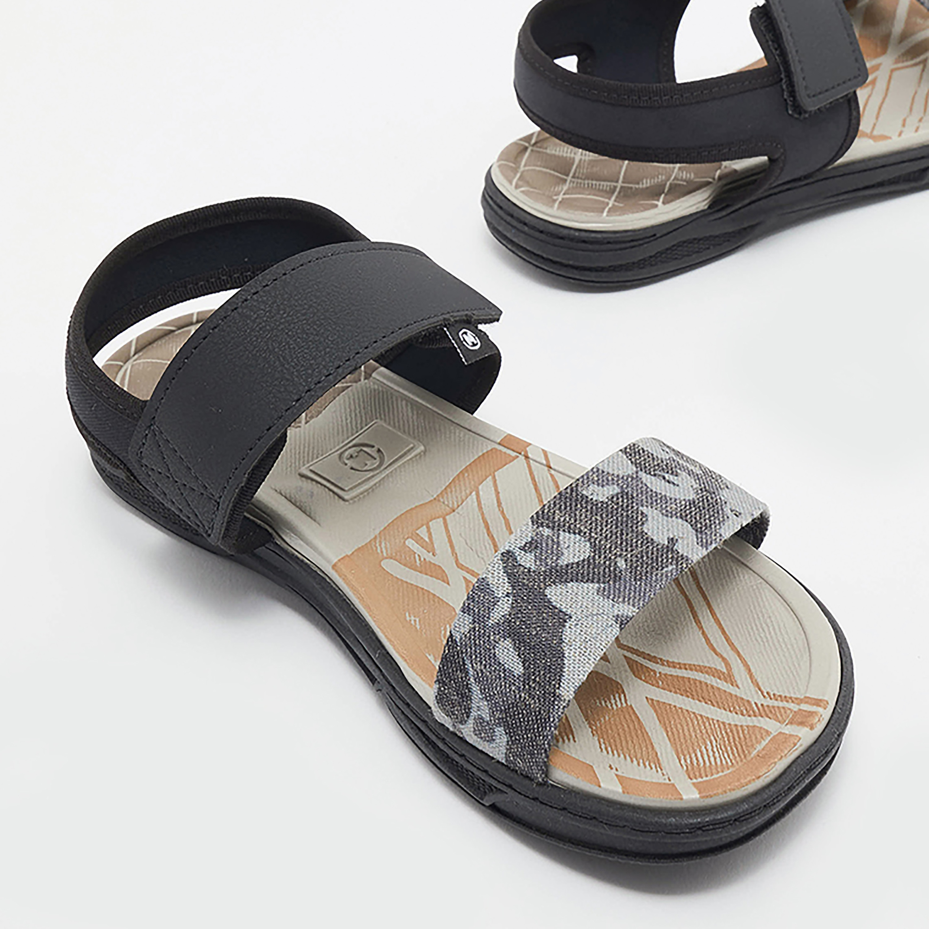 Molekinho by Geoomnii Kids Camouflage Sandals with Velcro Fastening | 2402-436-25066       -boys-shoes-sandals-image-4