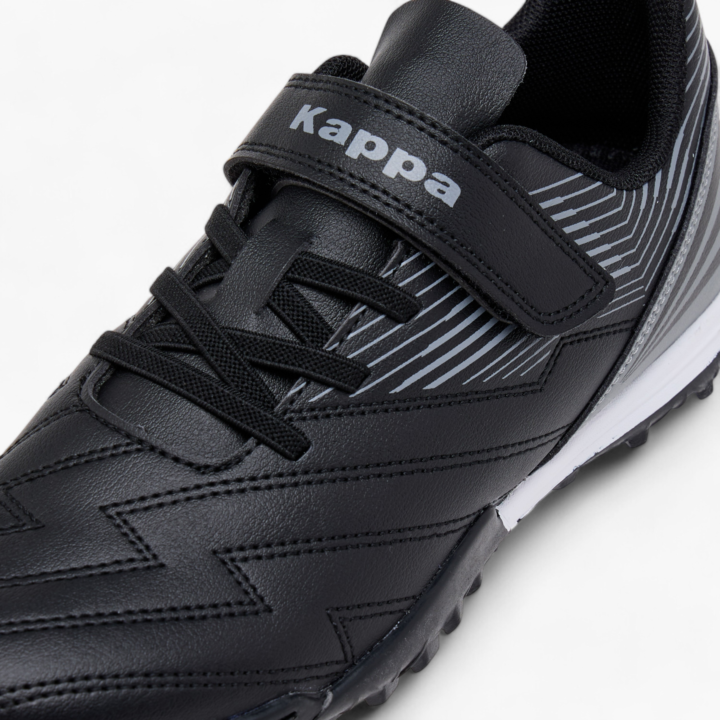حذاء كرة قدم للعشب الصناعي بشريط إغلاق لاصق وطبعات للأطفال من كابا-sports-boys-shoes-image-4