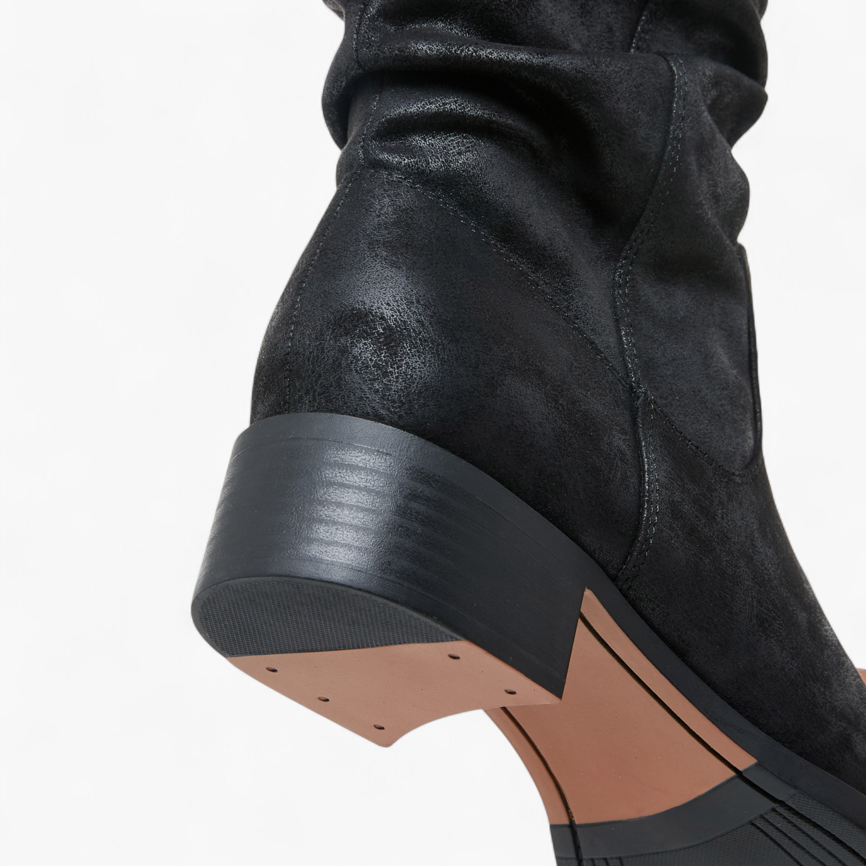بوت سادة بطول الكاحل مع كعب سميك للنساء من لي كوبر-women-shoes-boots-image-5