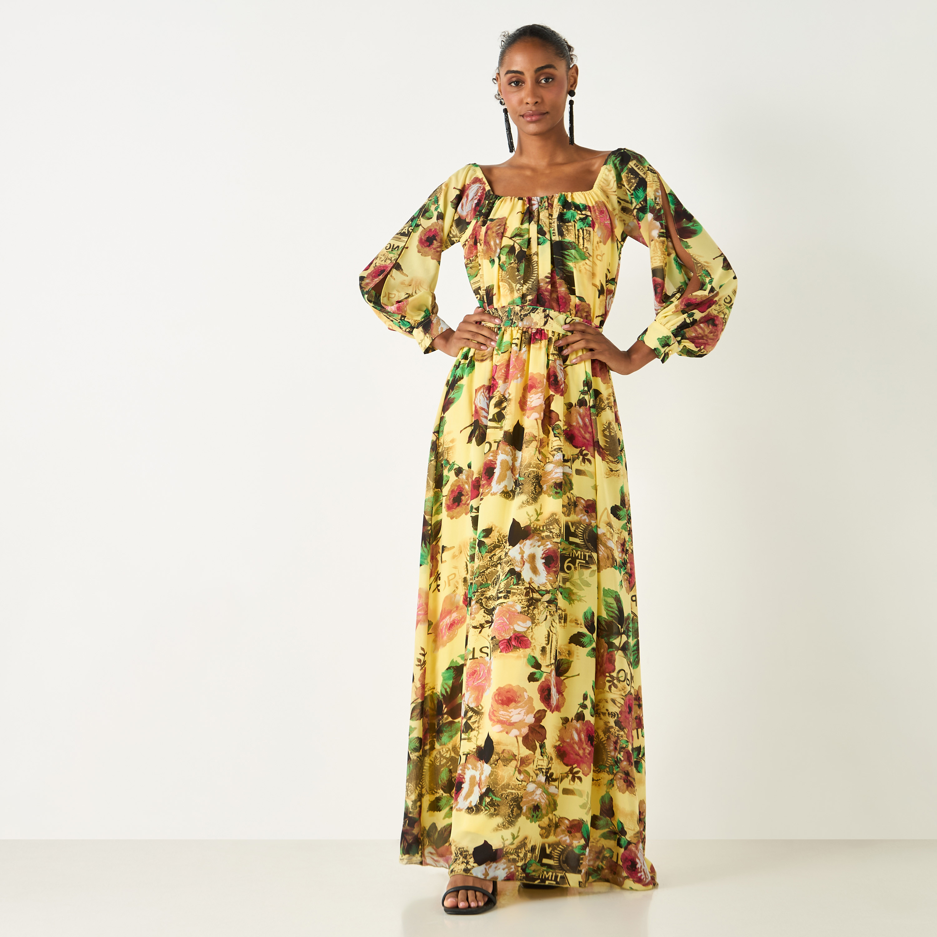 فستان بأكتاف مكشوفة وطبعات زهرية وحزام ربط من جولدن آبل-women-clothing-dresses-image-6