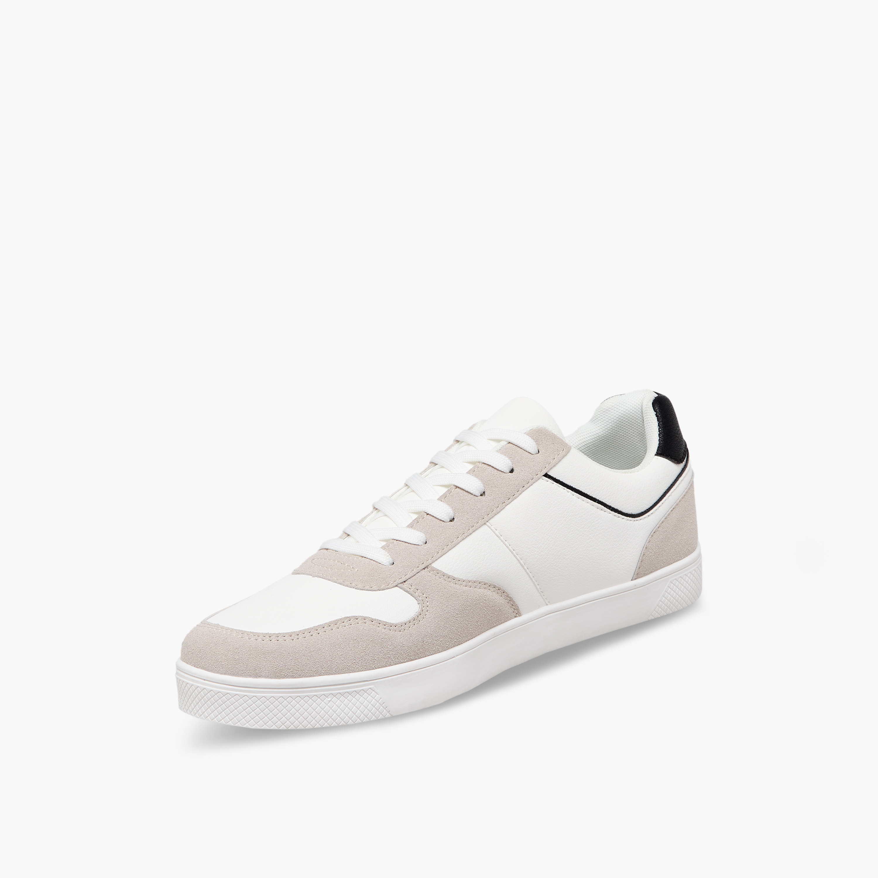 حذاء سنيكرز بطول الكاحل ورباط إإلاق للرجال من إل بي إل من شو إكسبريس-men-shoes-sneakers-image-4