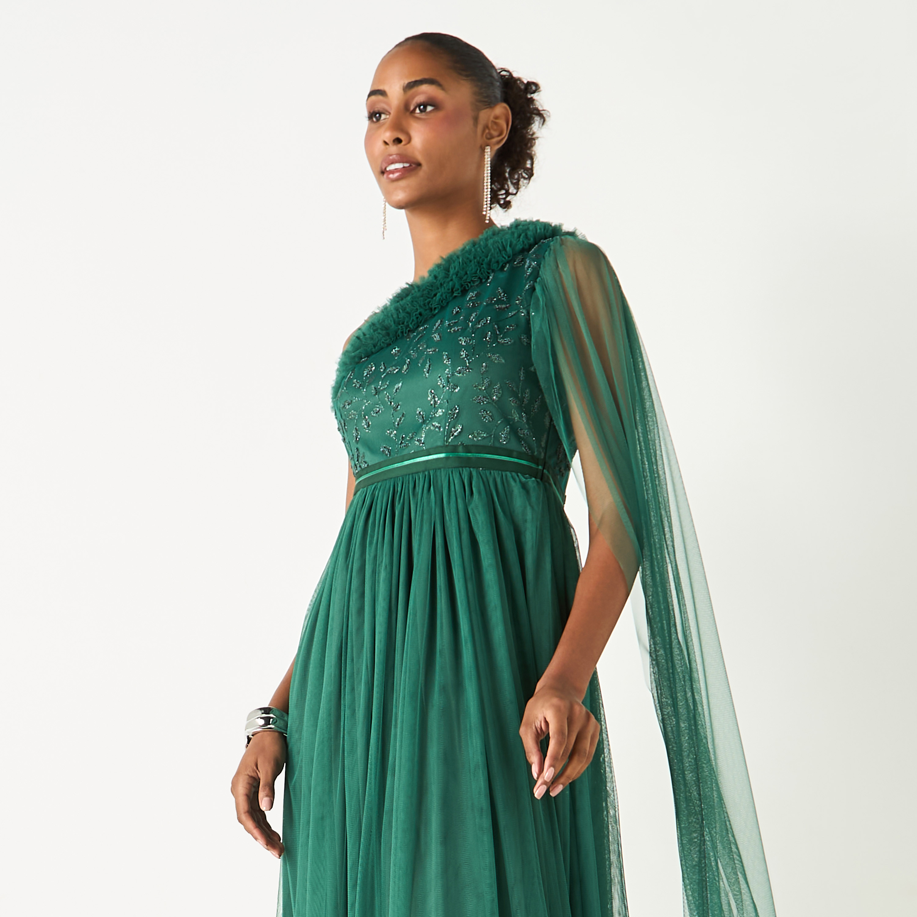 فستان بكتف واحد مزيّن بتفاصيل كشكش من جولدن أبل-women-clothing-dresses-image-3
