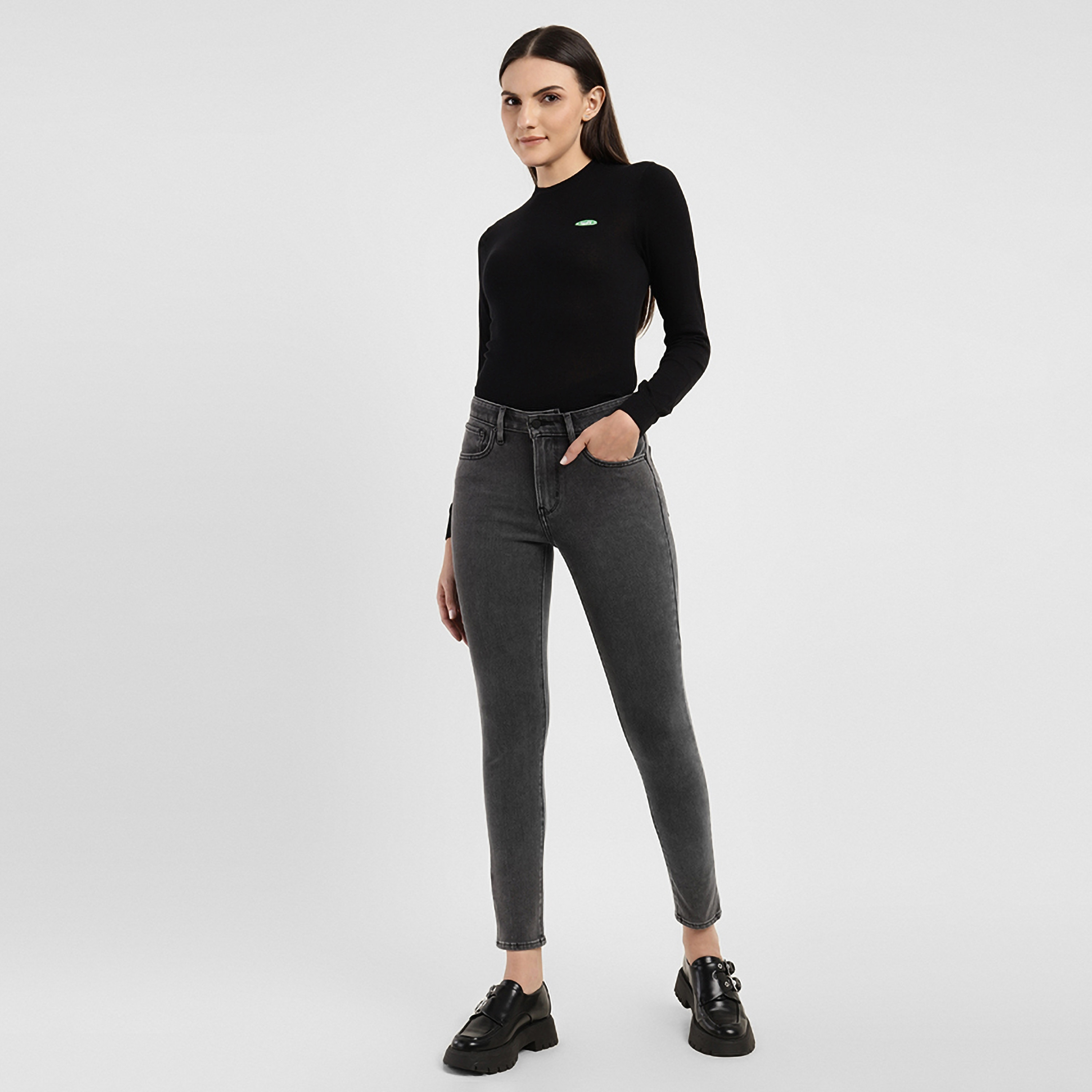Levi's Grey Skinny Fit High-Rise Pocket Detail Jeans-women-clothing-bottoms-jeans-image-2