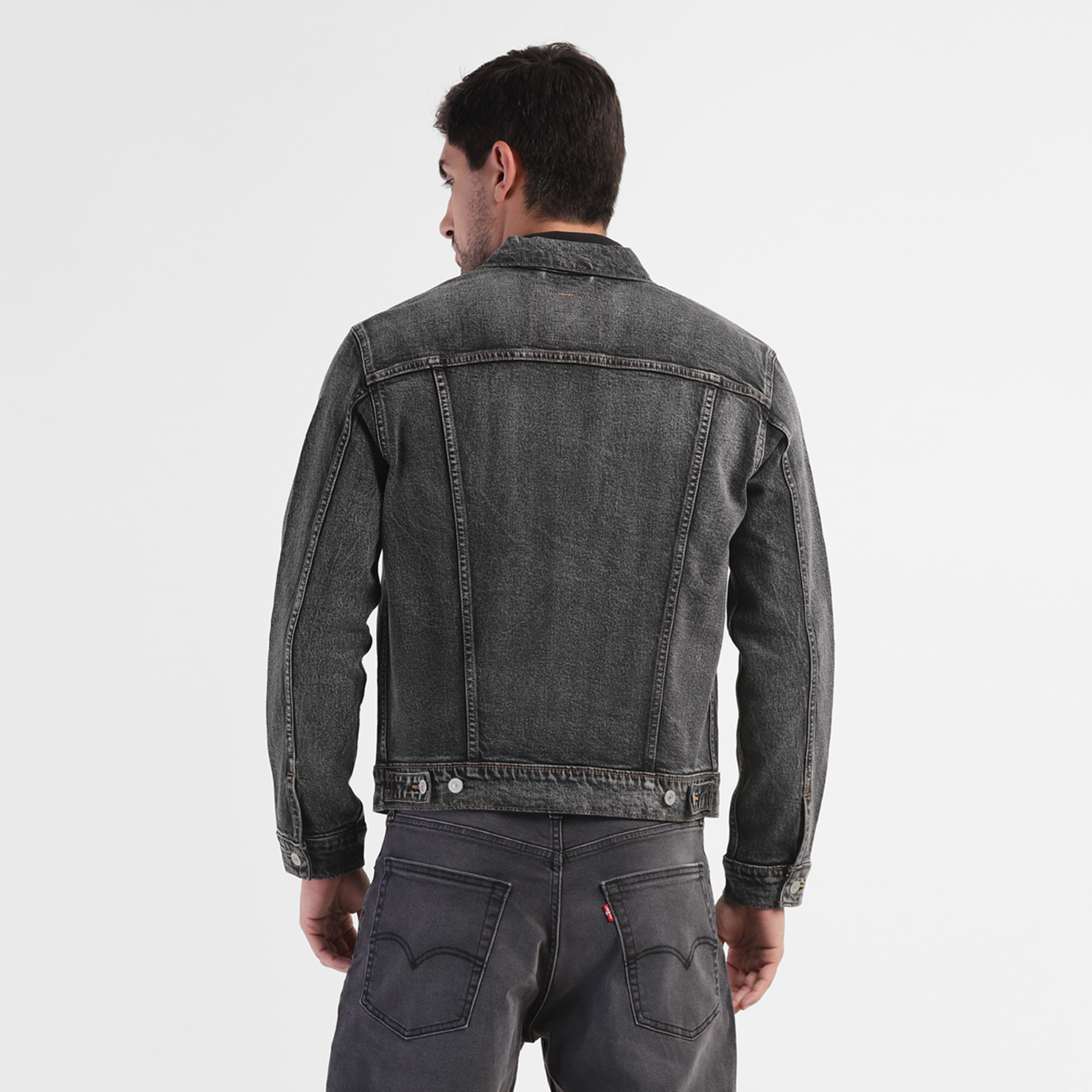 Levi's Plain Denim Trucker Jacket-men-clothing-jacketsandblazers-jackets-image-4