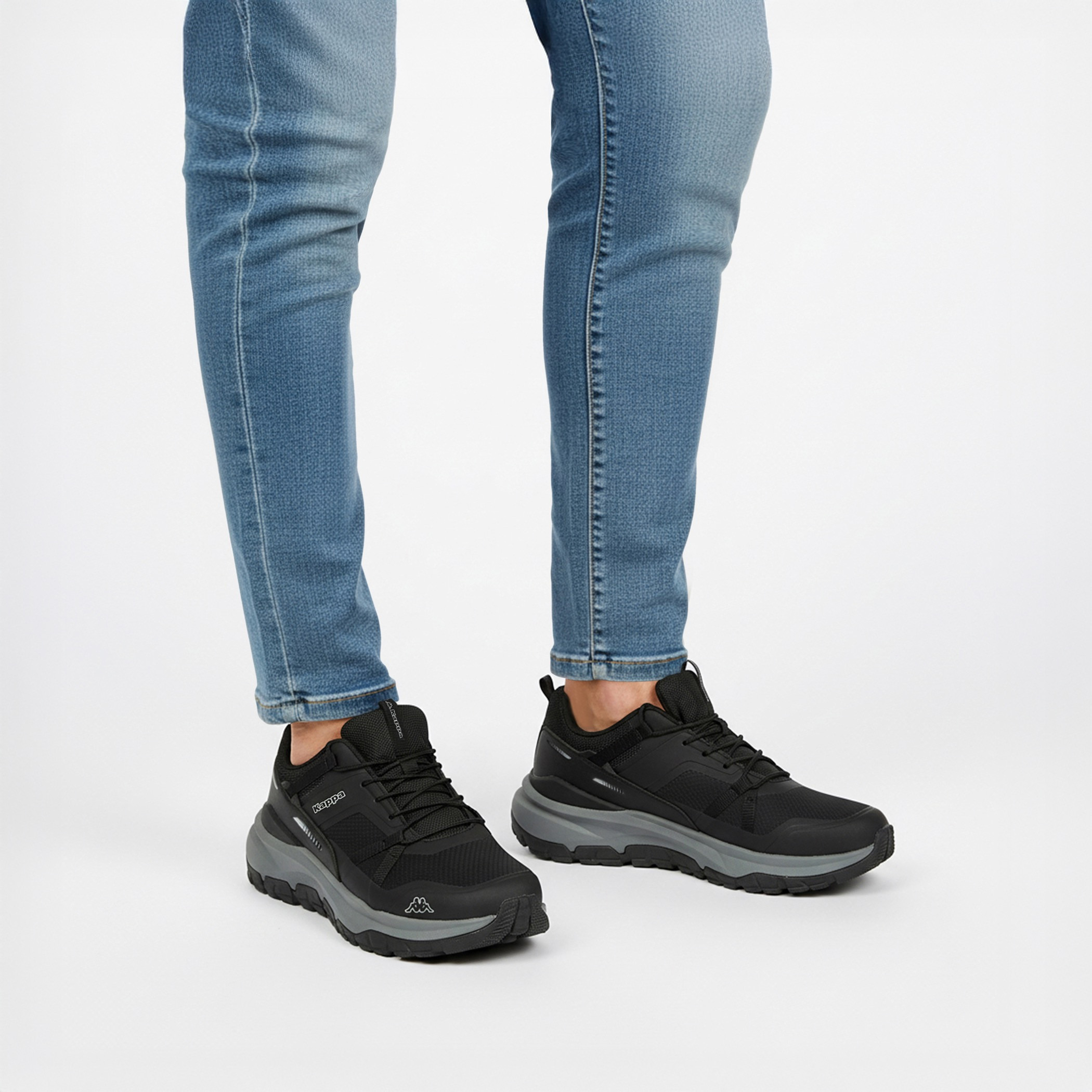 حذاء رياضي برباط إغلاق للرجال من كابا-men-shoes-sports-image-2