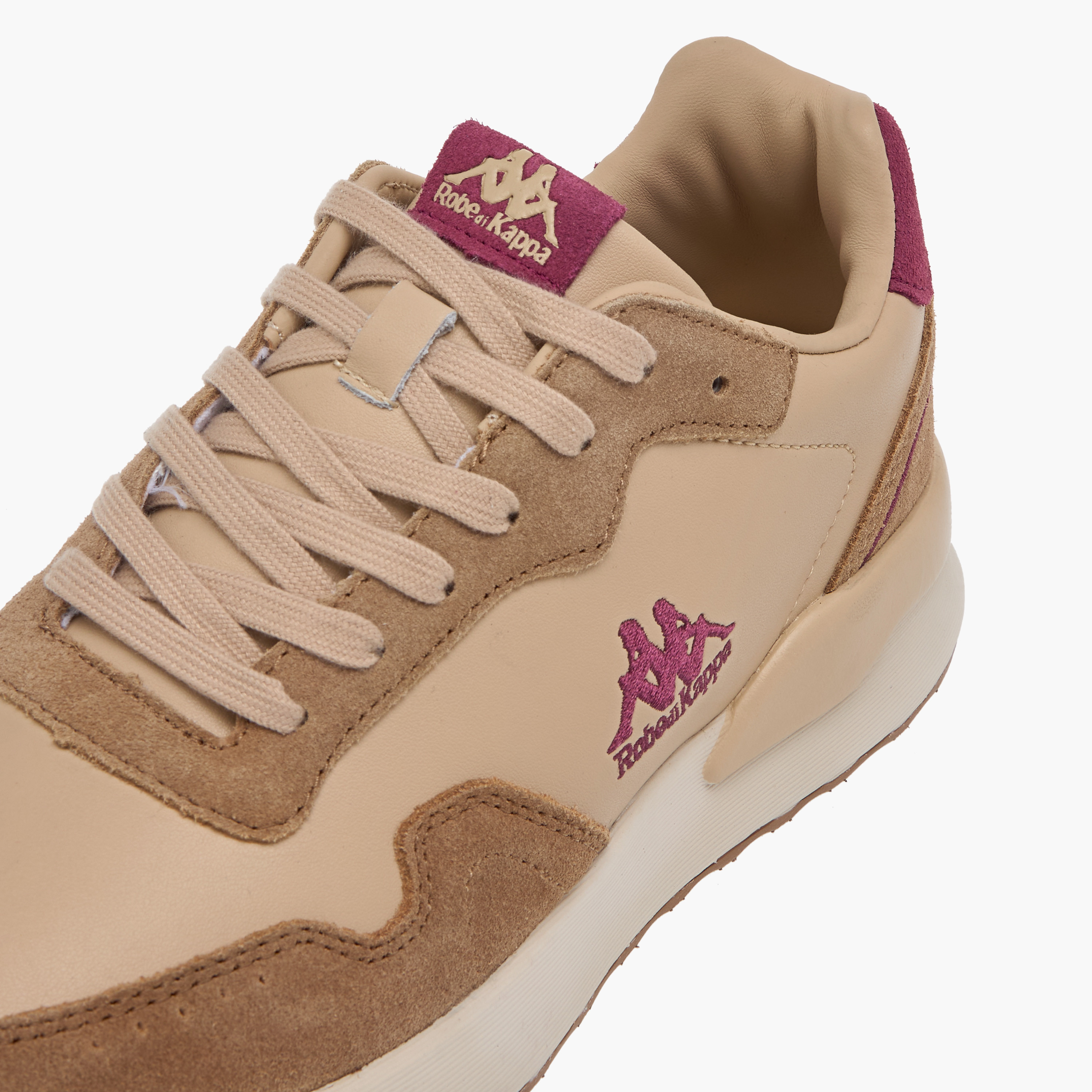 حذاء رياضي روب دي كابا برباط إغلاق وتفاصيل الشعار للنساء من كابا-women-shoes-sneakers-image-4