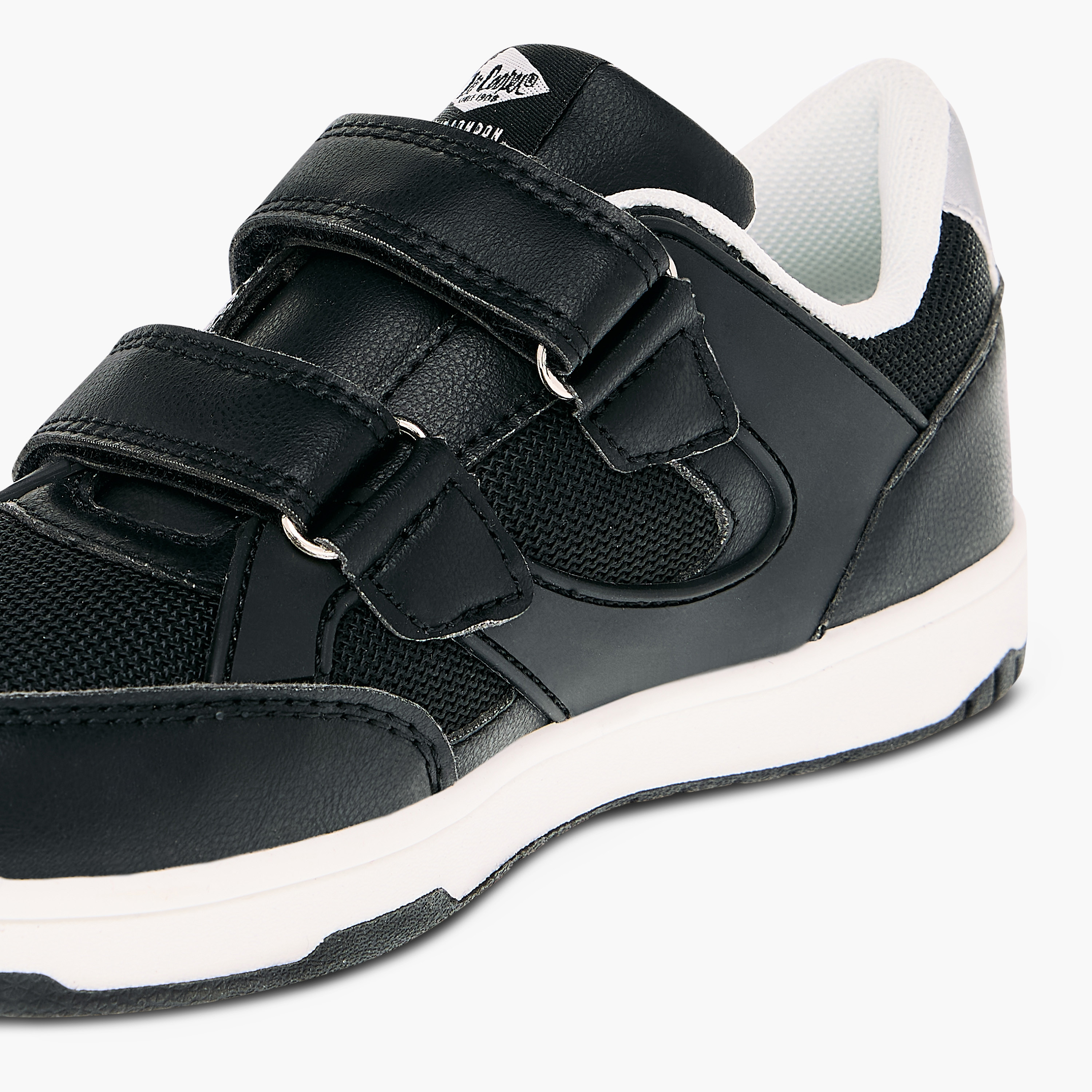حذاء متعدد التصاميم بشريط إغلاق لاصق للأولاد من لي كوبر-boys-shoes-schoolshoes-image-4