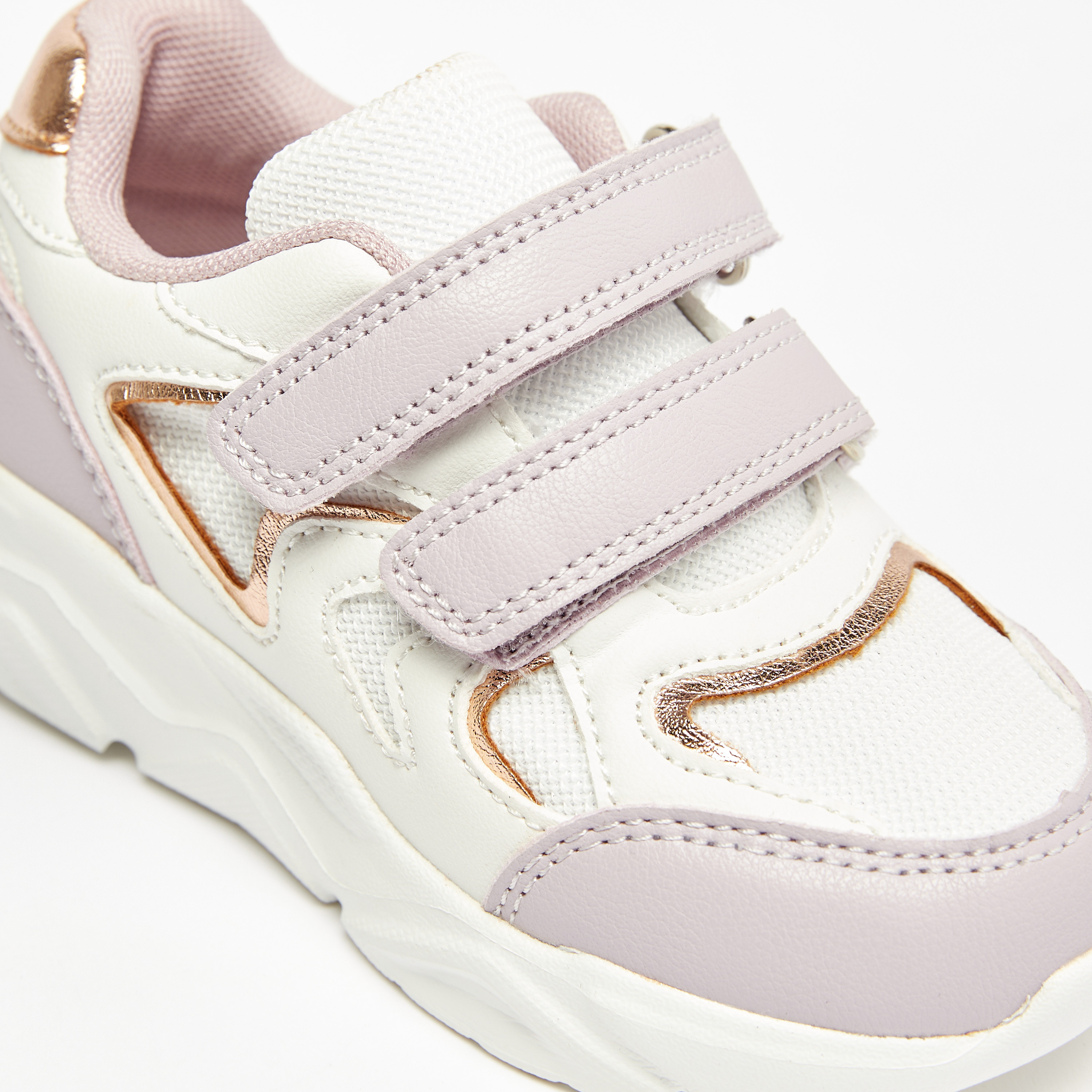 حذاء سنيكرز بألواح ونعل عريض وشريط إغلاق لاصق من جونيورز-girls-shoes-sneakers-image-4