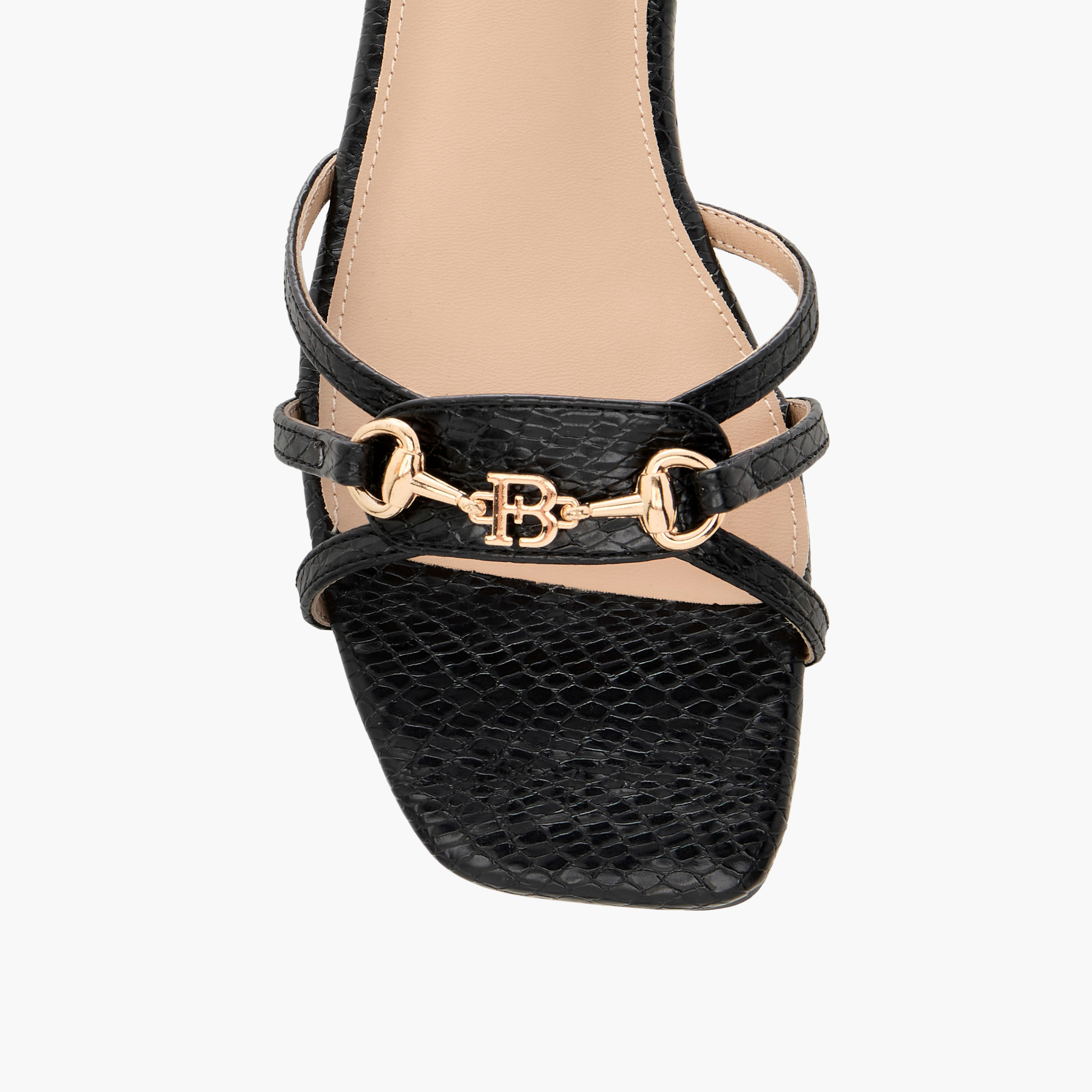 صندل مسطّح سهل الارتداء بزينة معدنية من فلورا بيلا-women-shoes-flats-sandals-image-4