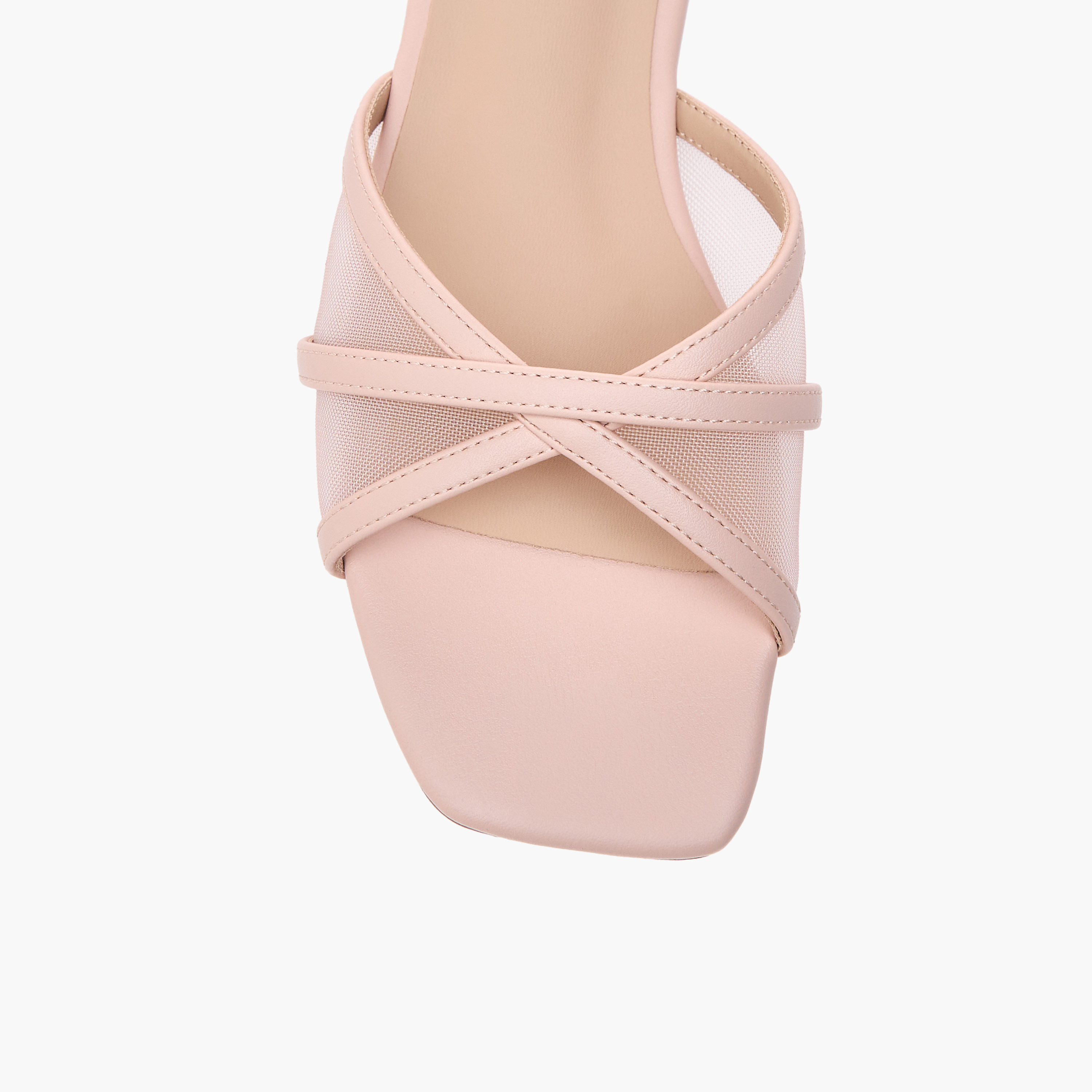 صندل بأحزمة متقاطعة وتفاصيل شبكية من فلورا بيلا-women-shoes-flats-sandals-image-4