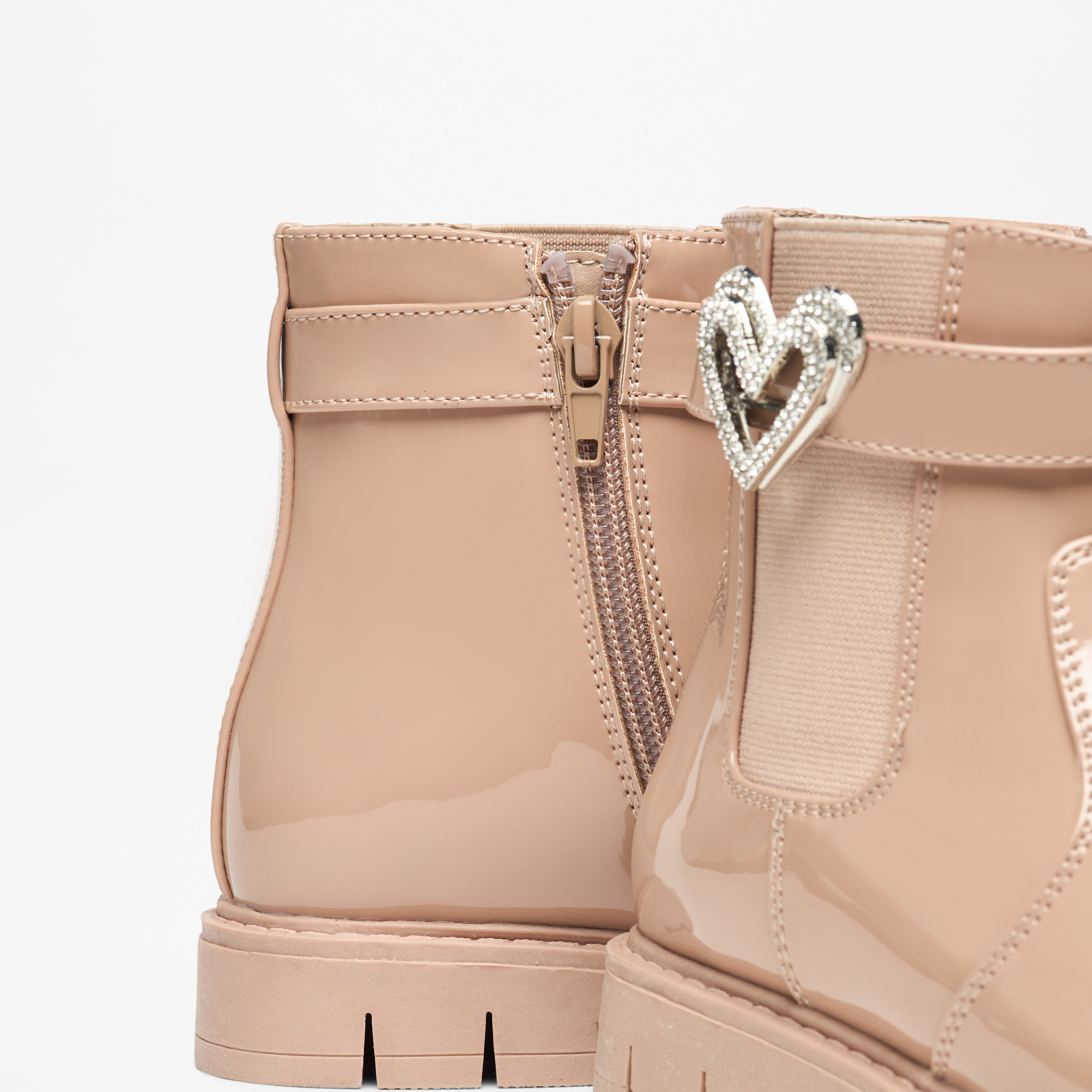 بوت بزينة قلب وقصة عالية وسحّاب إغلاق من فلورا بيلا-girls-shoes-boots-image-5