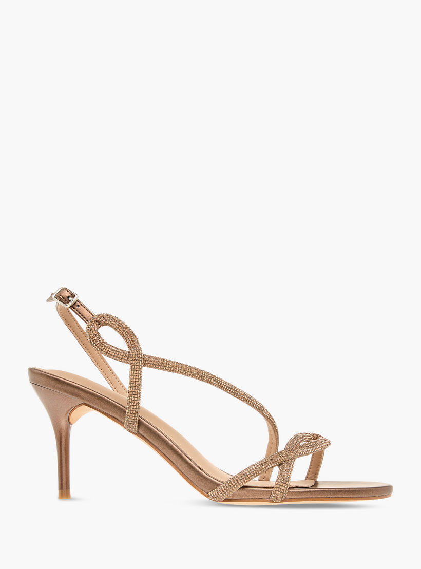 صندل مزيّن بكعب ستيليتو وإبزيم إغلاق من فلورا بيلا-women-shoes-sandals-heeled-image-3