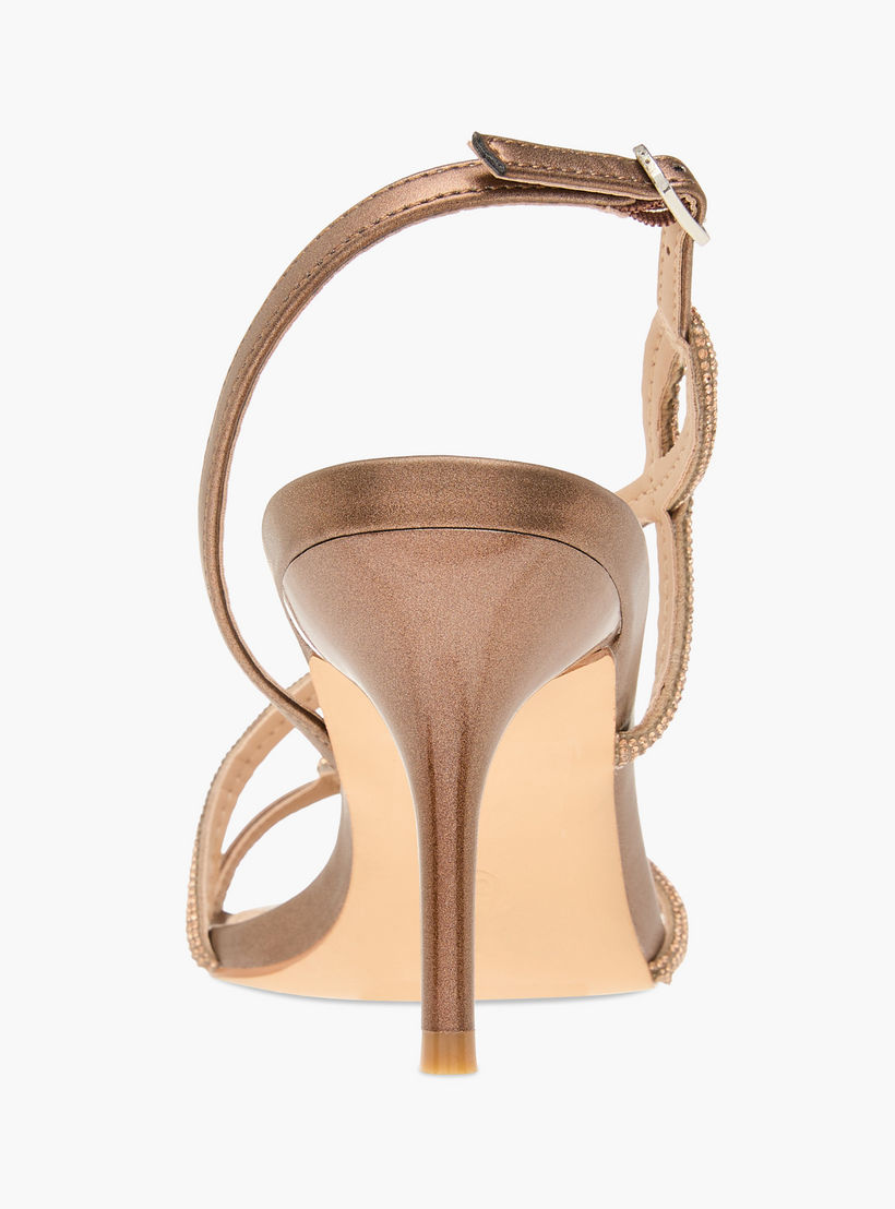 صندل مزيّن بكعب ستيليتو وإبزيم إغلاق من فلورا بيلا-women-shoes-sandals-heeled-image-5