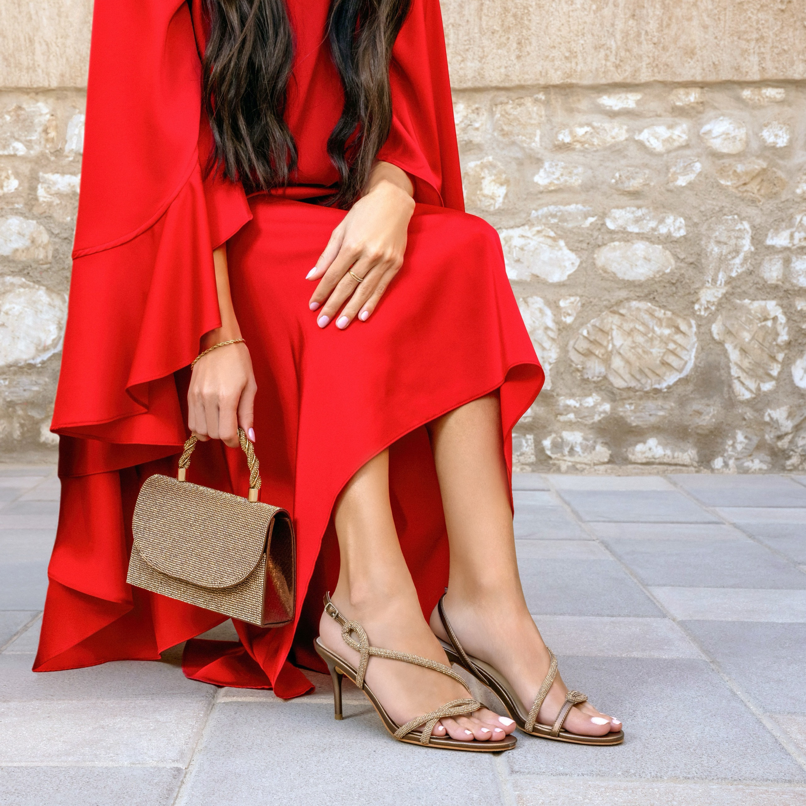 صندل مزيّن بكعب ستيليتو وإبزيم إغلاق من فلورا بيلا-women-shoes-sandals-heeled-image-6