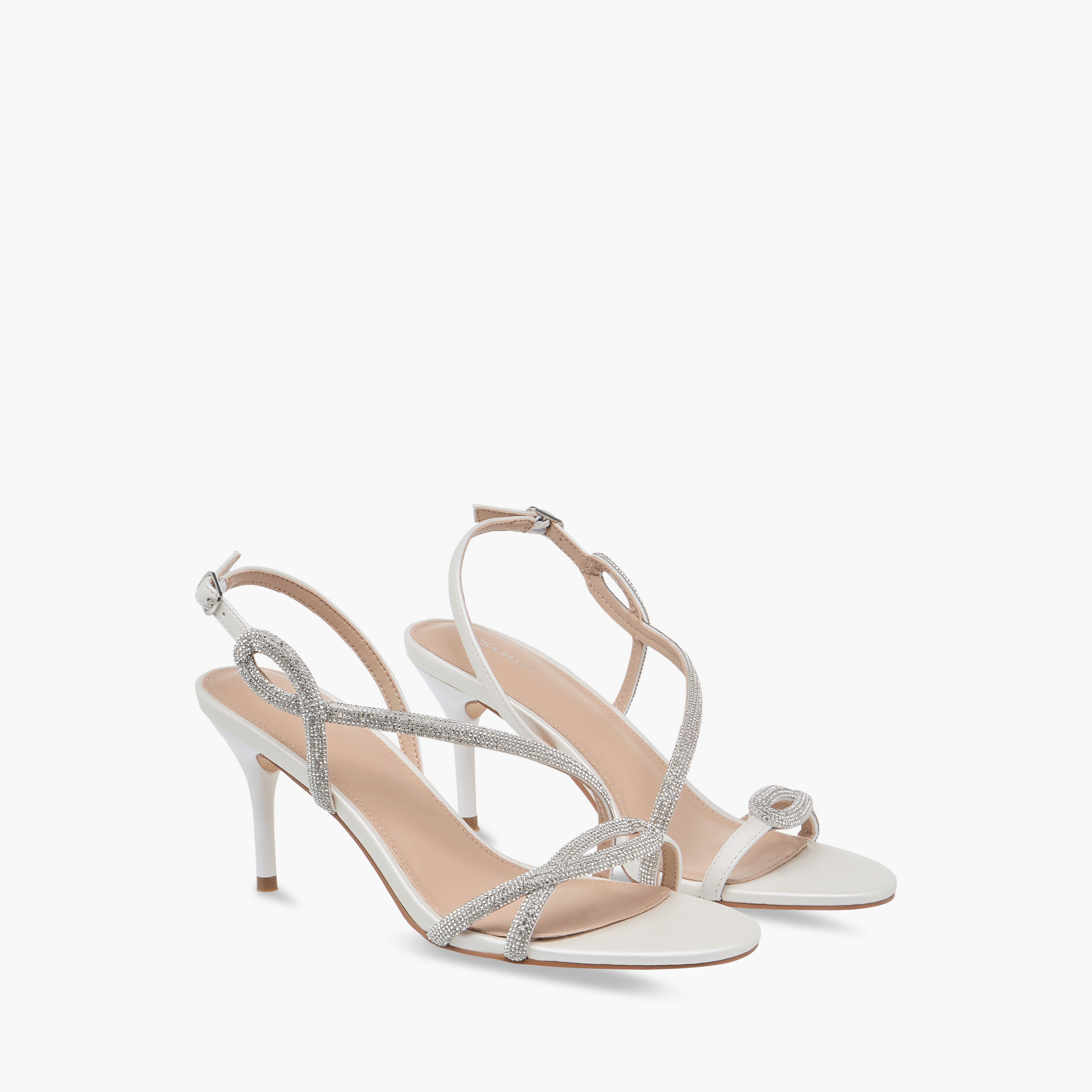 صندل مزيّن بكعب ستيليتو وإبزيم إغلاق من فلورا بيلا-women-shoes-sandals-heeled-image-1