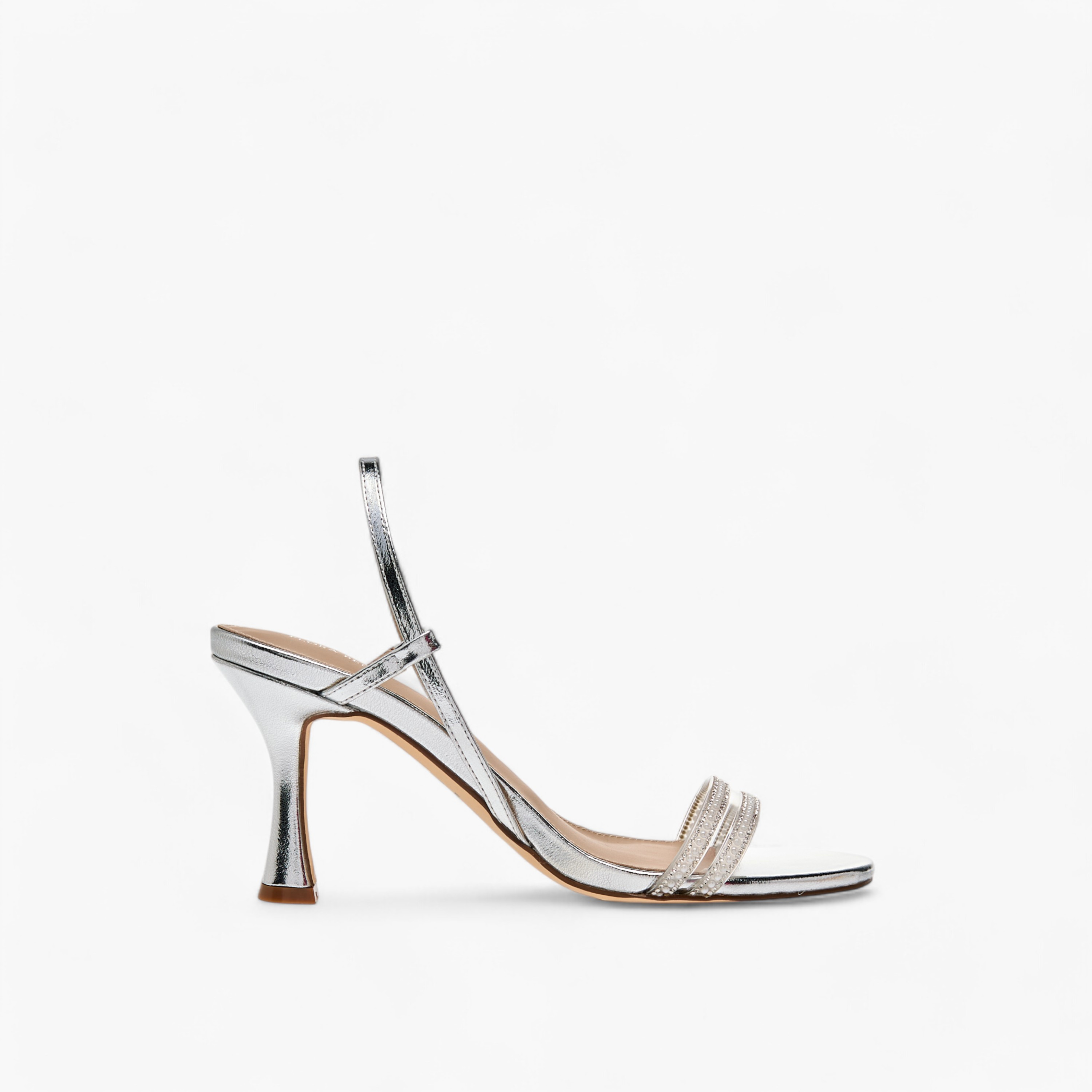 صندل بحزام خلفي وكعب سميك من الأسفل مزين من فلورا بيلا-women-shoes-sandals-heeled-image-3