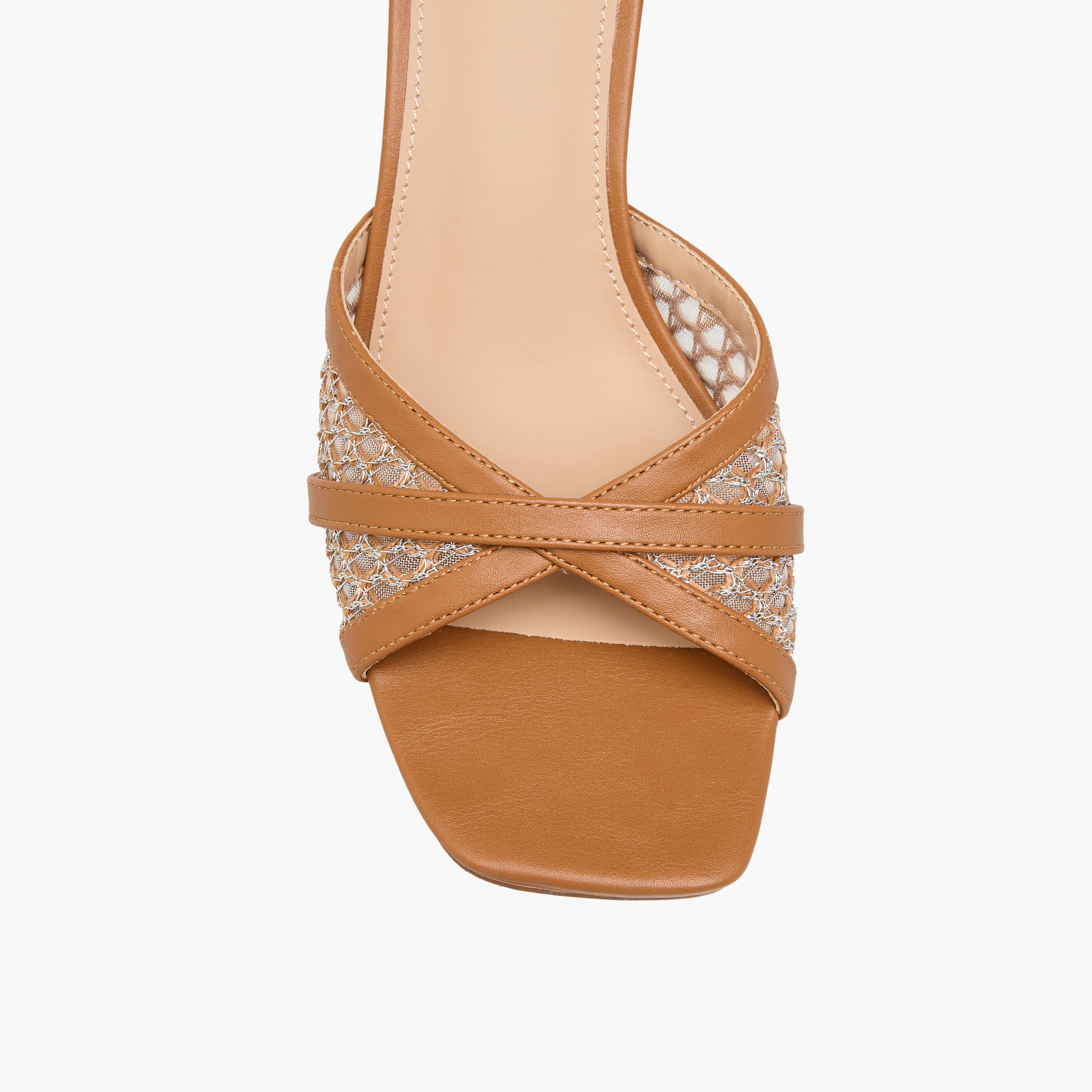 صندل سهل الارتداء بأحزمة متقاطعة وكعب من فلورا بيلا-women-shoes-sandals-heeled-image-2