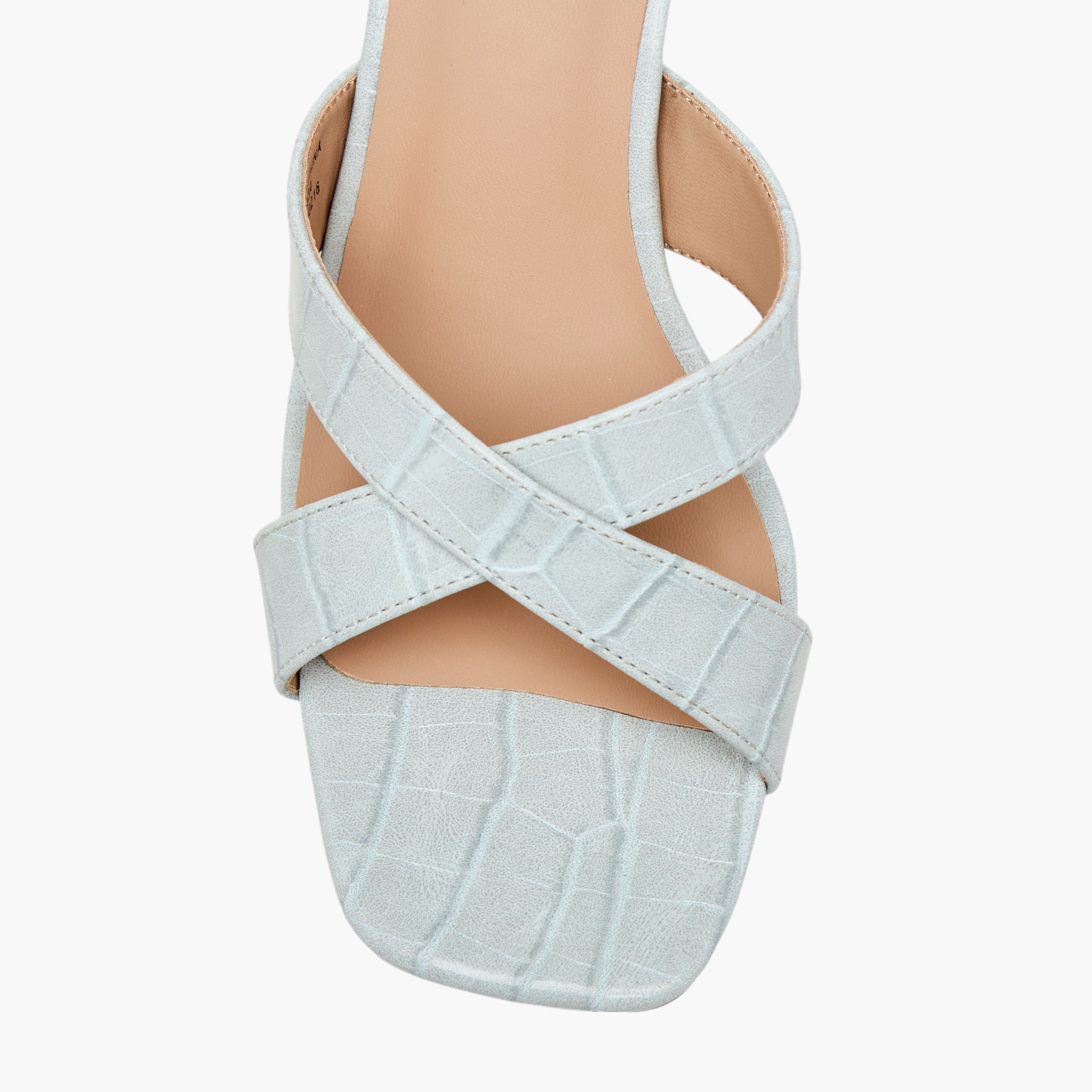 صندل سهل الارتداء بارز الملمس بأحزمة متقاطعة وكعب صغير من فلورا بيلا-women-shoes-sandals-heeled-image-4