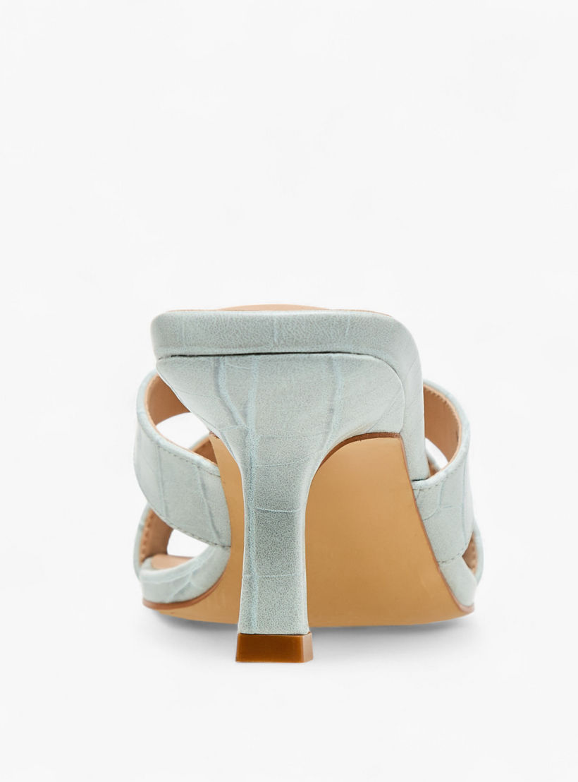 صندل سهل الارتداء بارز الملمس بأحزمة متقاطعة وكعب صغير من فلورا بيلا-women-shoes-sandals-heeled-image-5