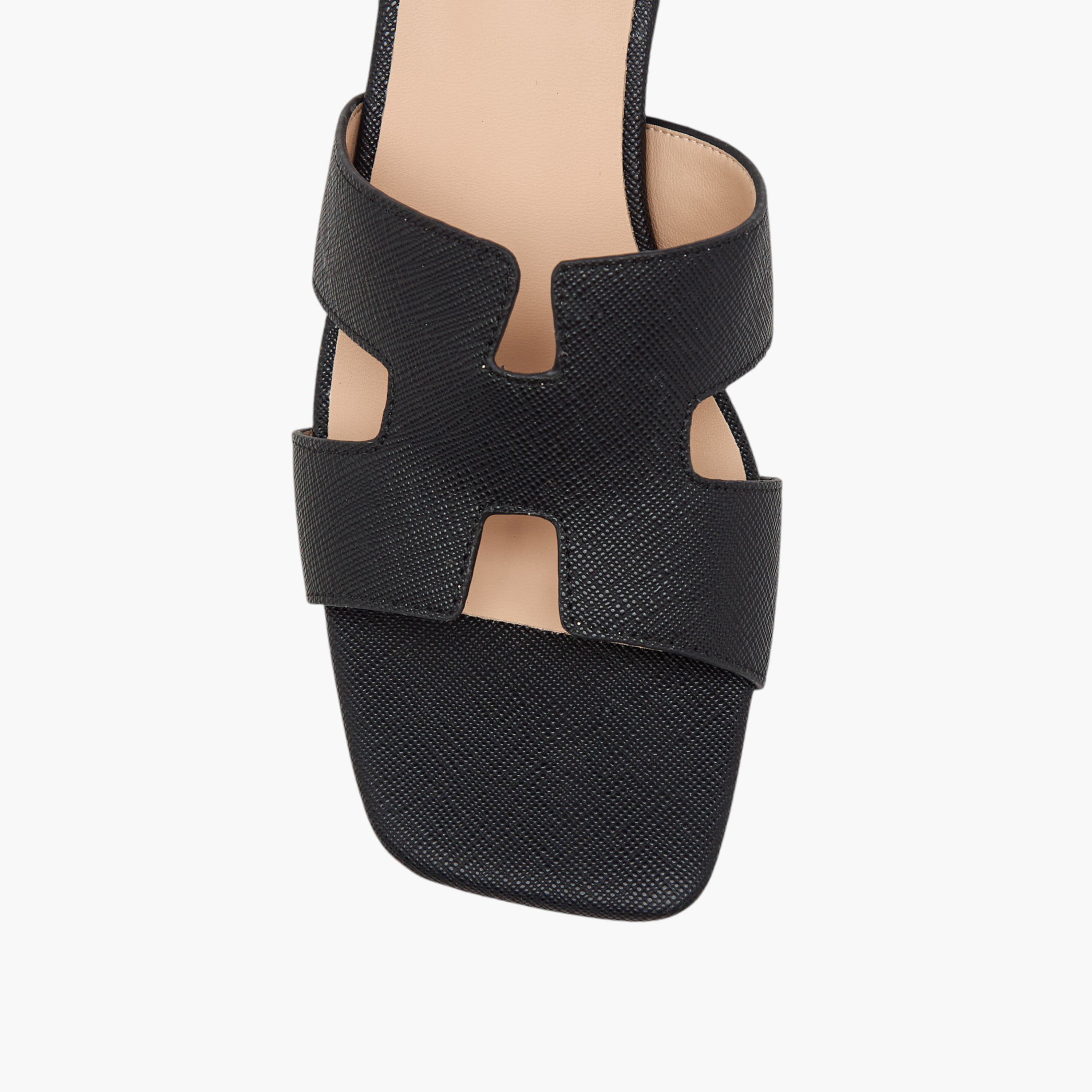 صندل سهل الارتداء بارز الملمس بكعب سميك من فلورا بيلا-women-shoes-sandals-heeled-image-4