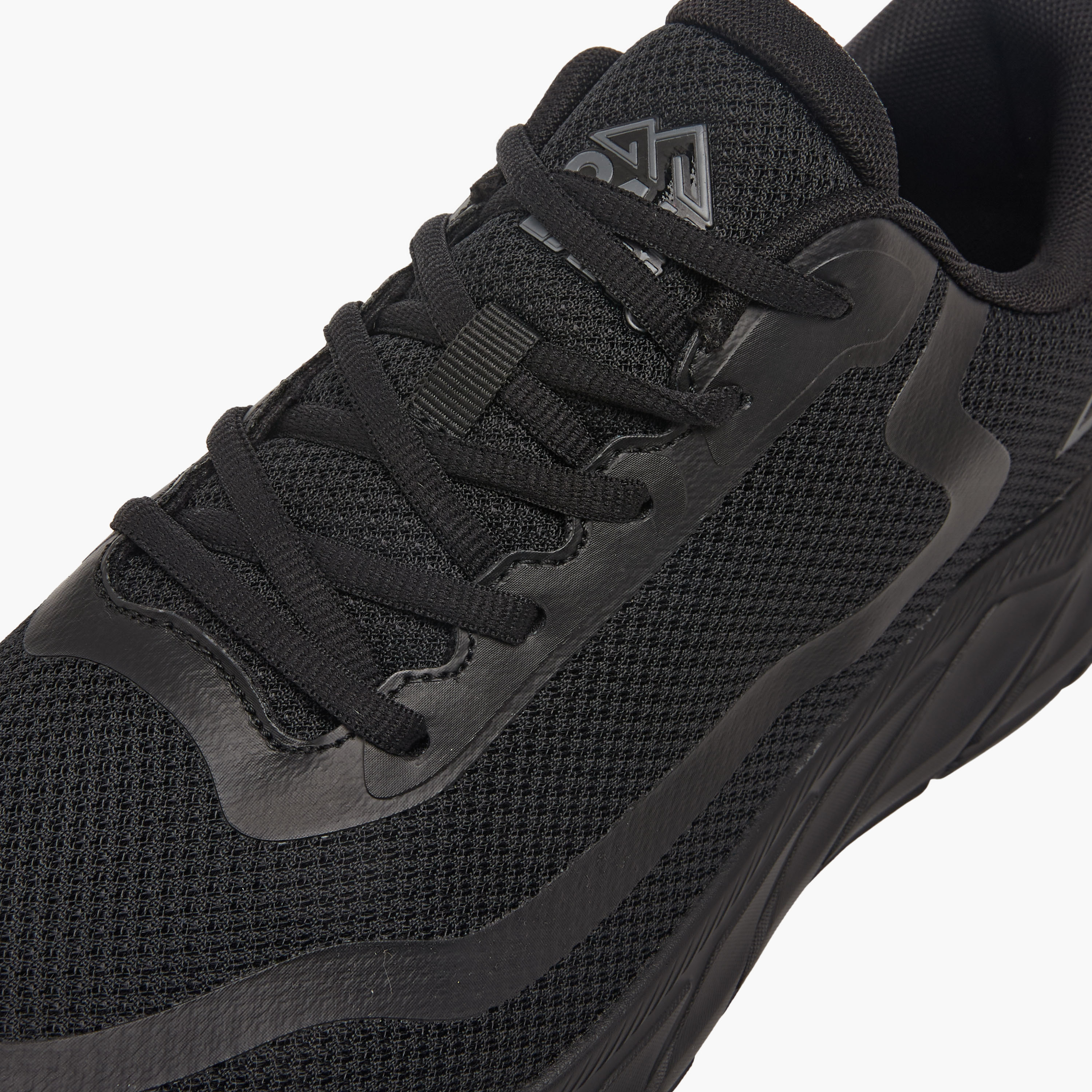 حذاء رياضي برباط إغلاق من أوكلان من شو إكسبريس-sports-men-shoes-image-4