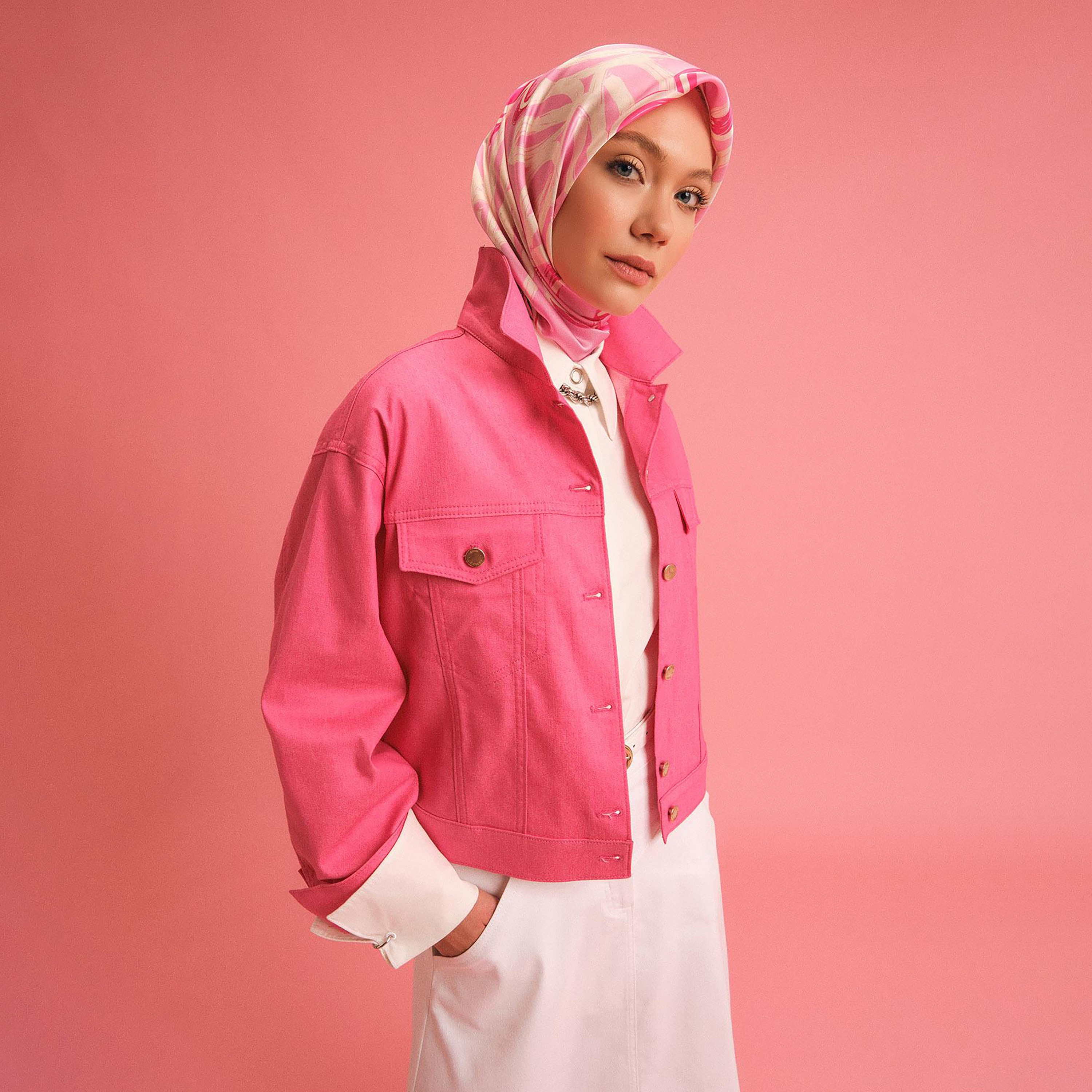 Armine Pink Collared Women's Denim Jacket-women-clothing-coatsandjackets-jackets-image-2