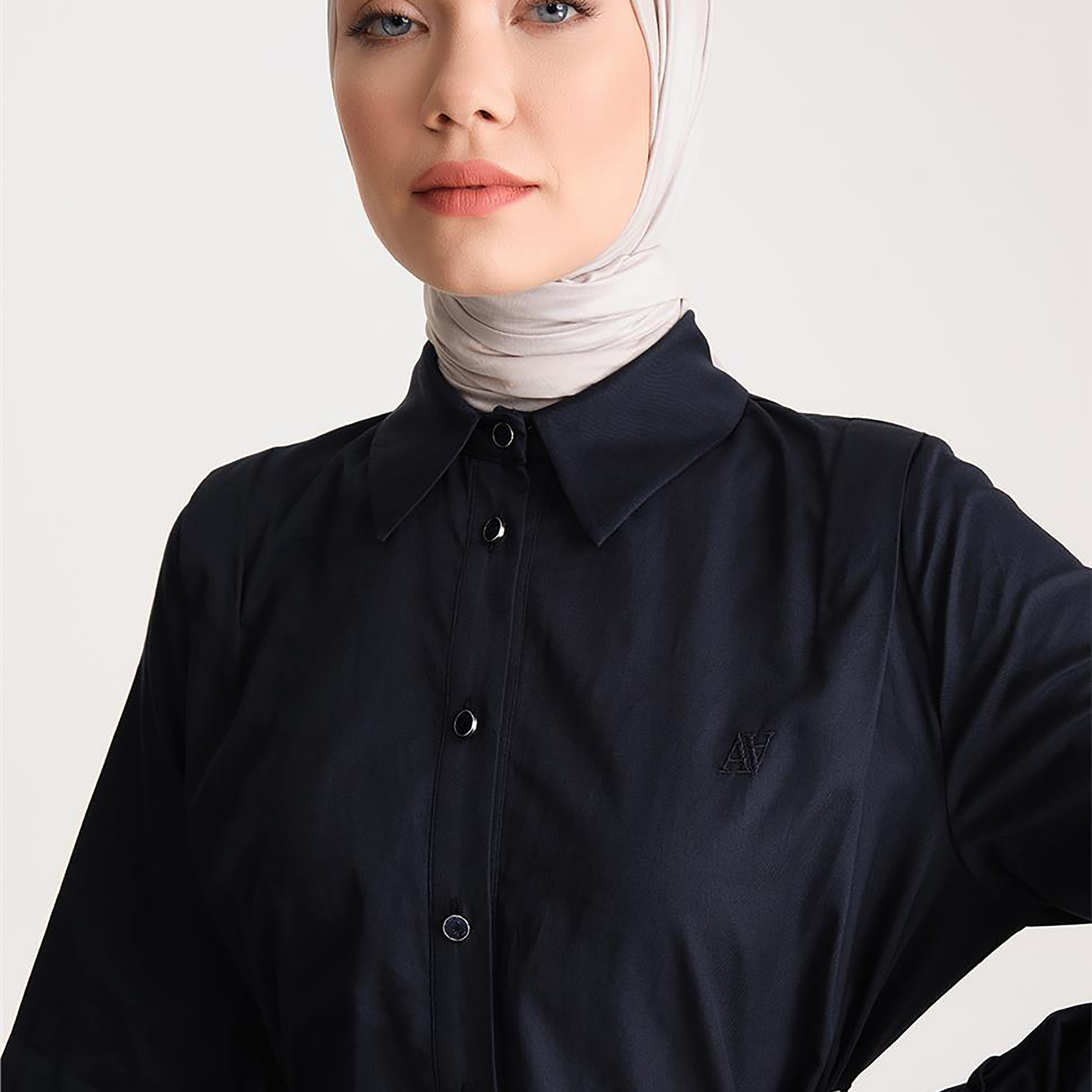 فستان طويل بحزام للنساء من Armine بياقة وأكمام بأزرار-women-clothing-dresses-image-6