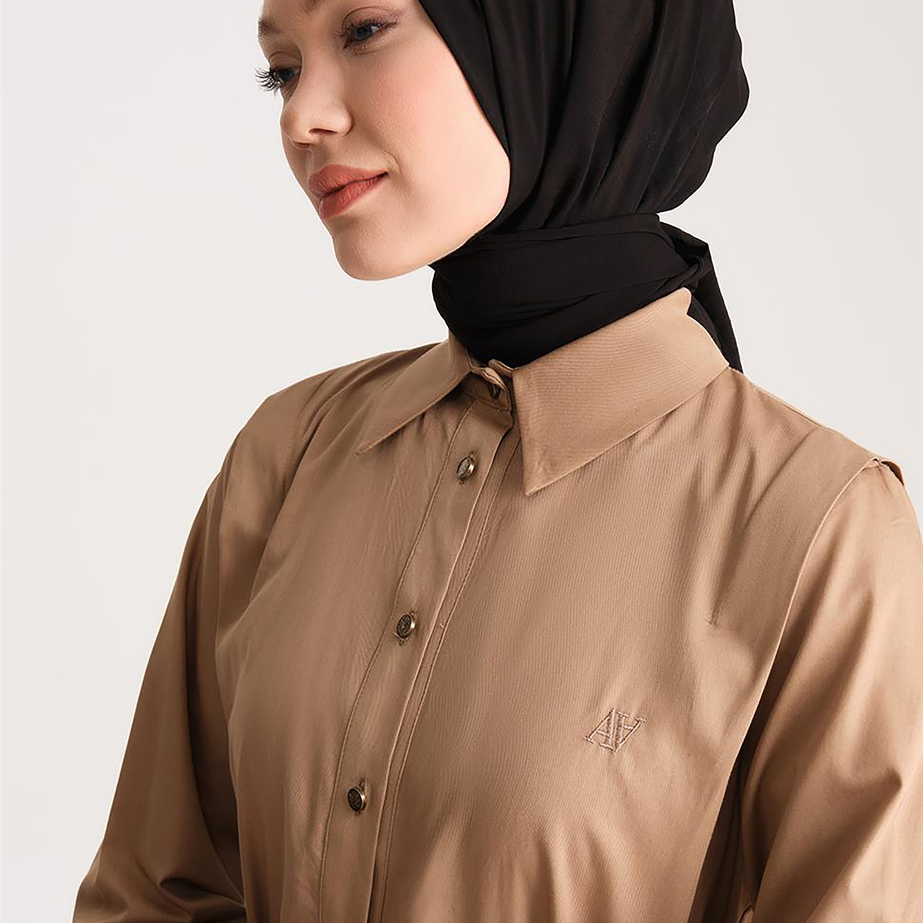 فستان طويل بحزام للنساء من Armine بياقة وأكمام بأزرار-women-clothing-dresses-image-2