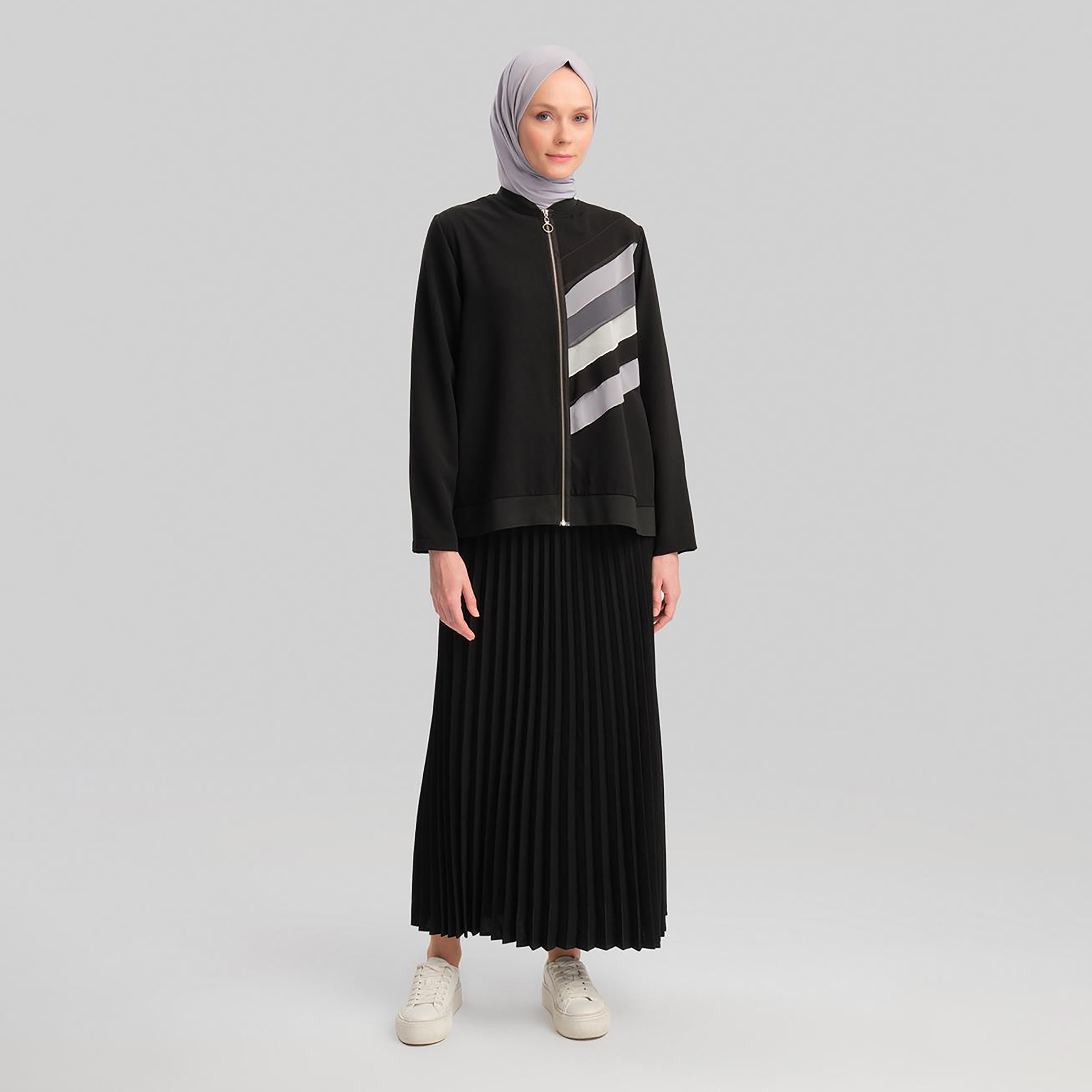 طقم جاكيت نسائي ذو ياقة ثابتة من Armine مكون من قطعتين وتنورة طويلة-women-clothing-coordsets-image-5