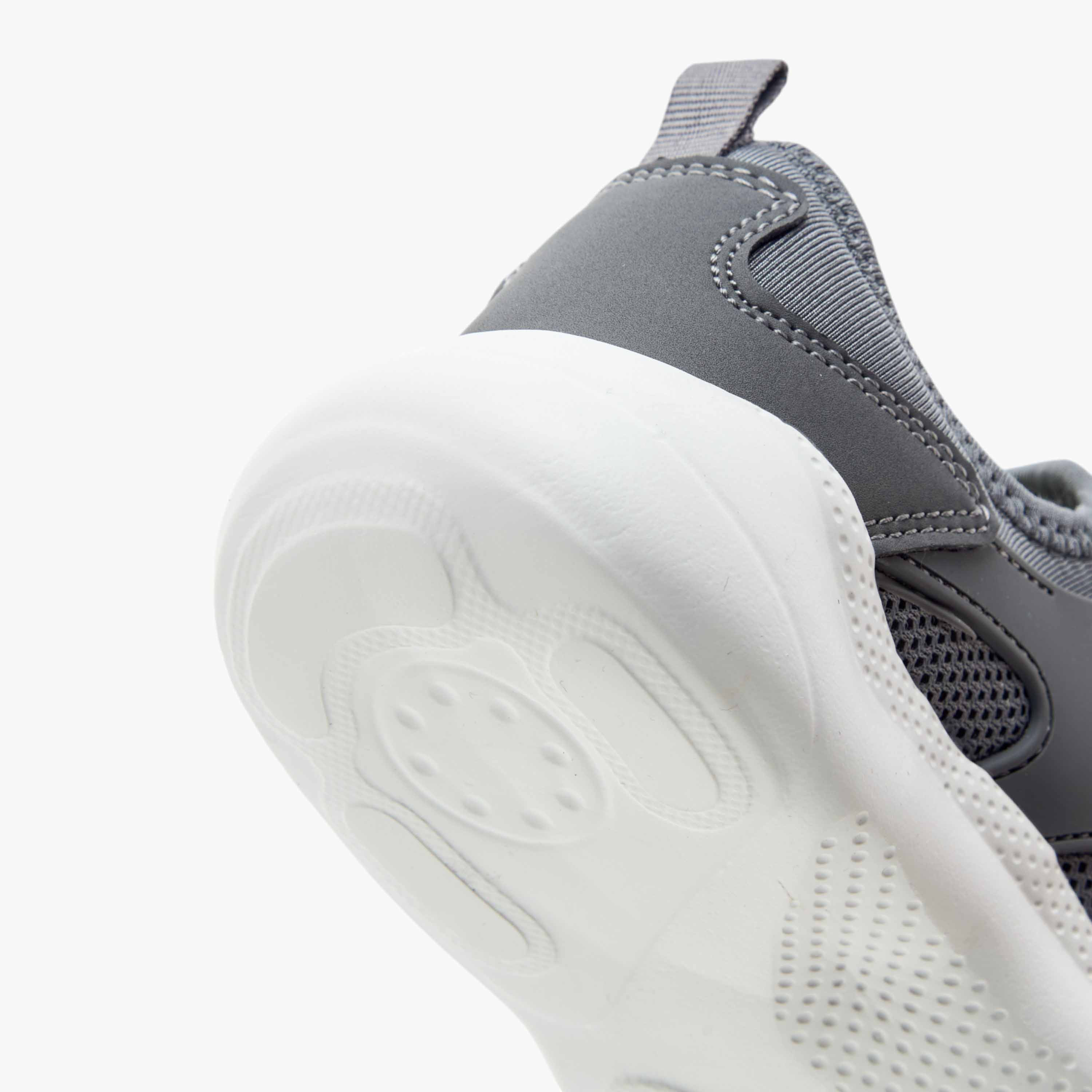 Dash Pull Tab Detail Slip-On Sports Shoes-boys-shoes-sneakers-image-5