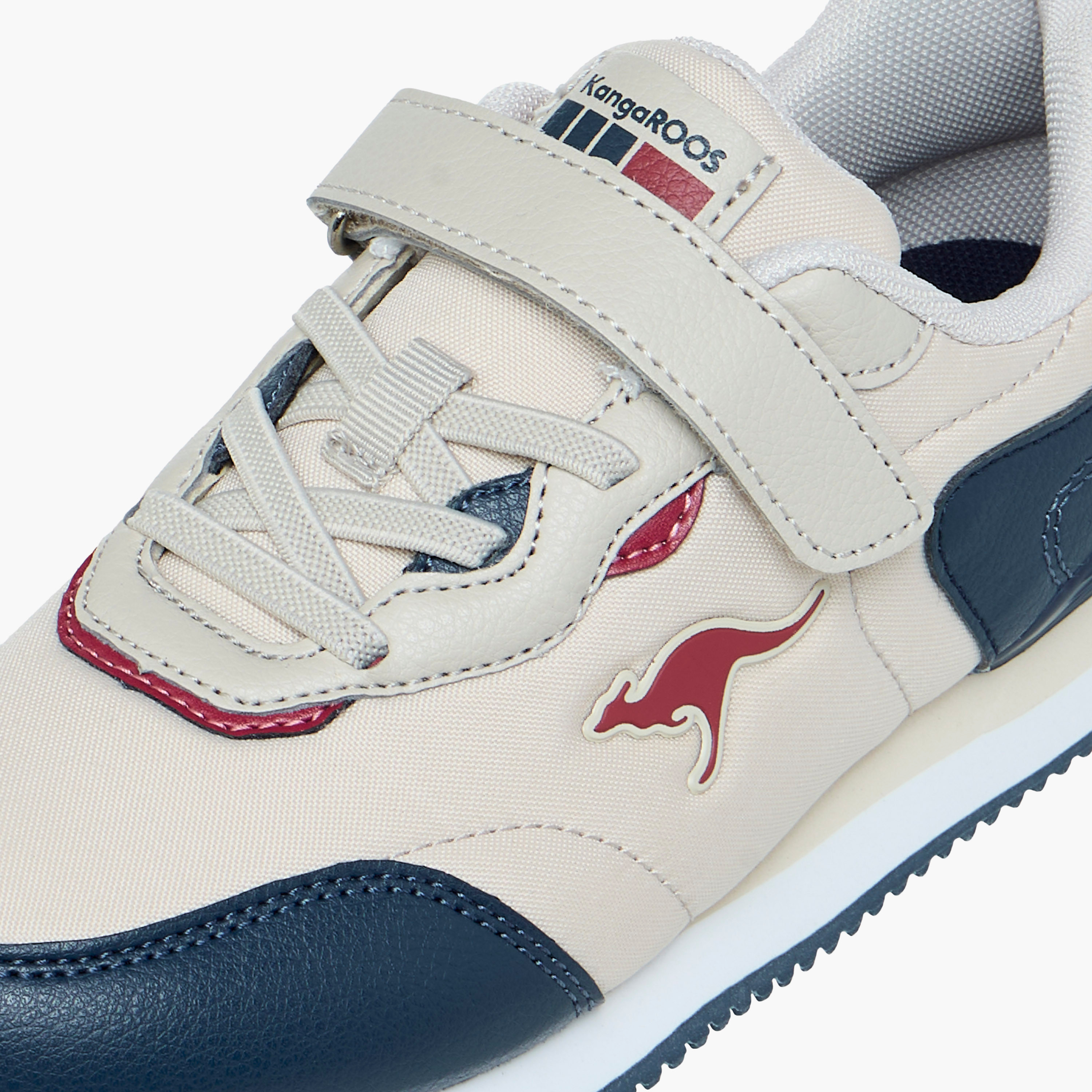 KangaROOS Boys' Colourblock Sports Shoes with Hook and Loop Closure-sports-boys-shoes-image-4