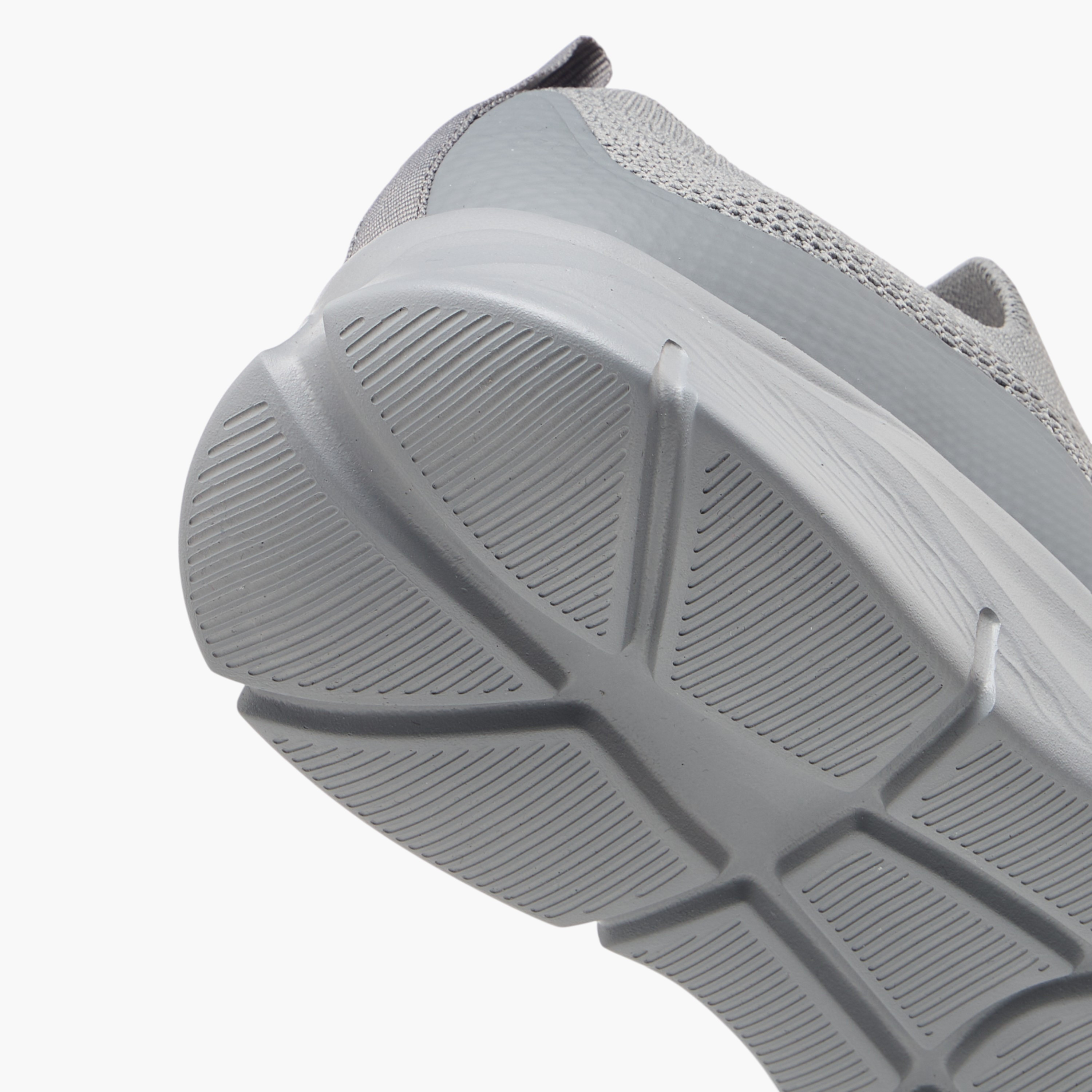 حذاء رياضي سهل الارتداء بشعار من داش-women-shoes-sports-image-7
