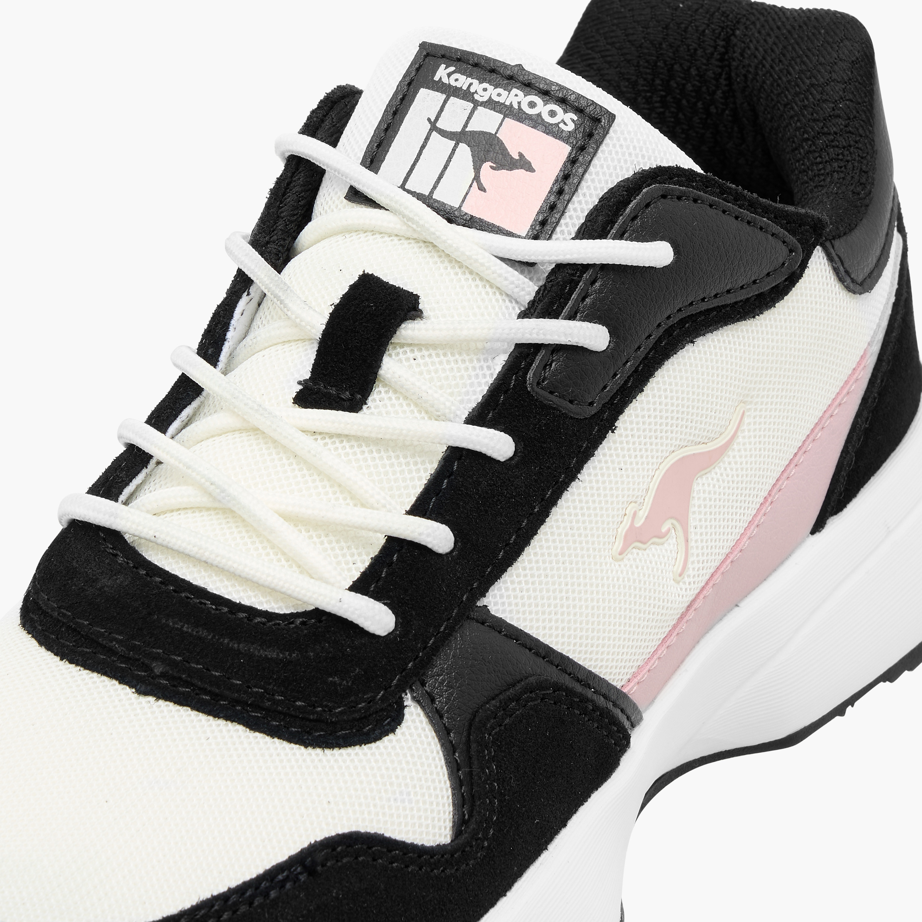 حذاء رياضي بألواح ورباط إغلاق للنساء من كانجاروز-women-shoes-sports-image-6
