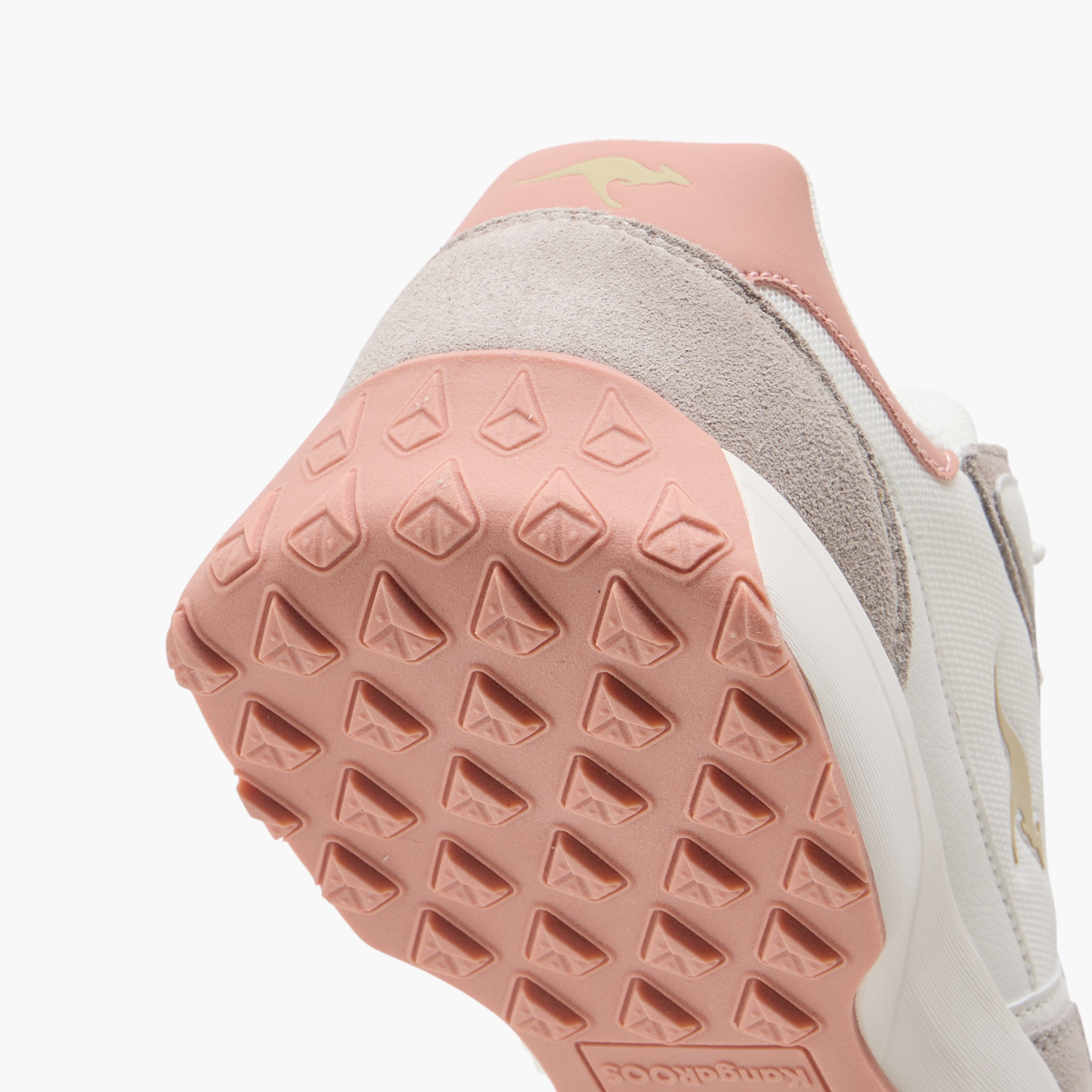حذاء رياضي بقوالب ملونة ورباط للنساء من كانجاروس-women-shoes-sneakers-image-6
