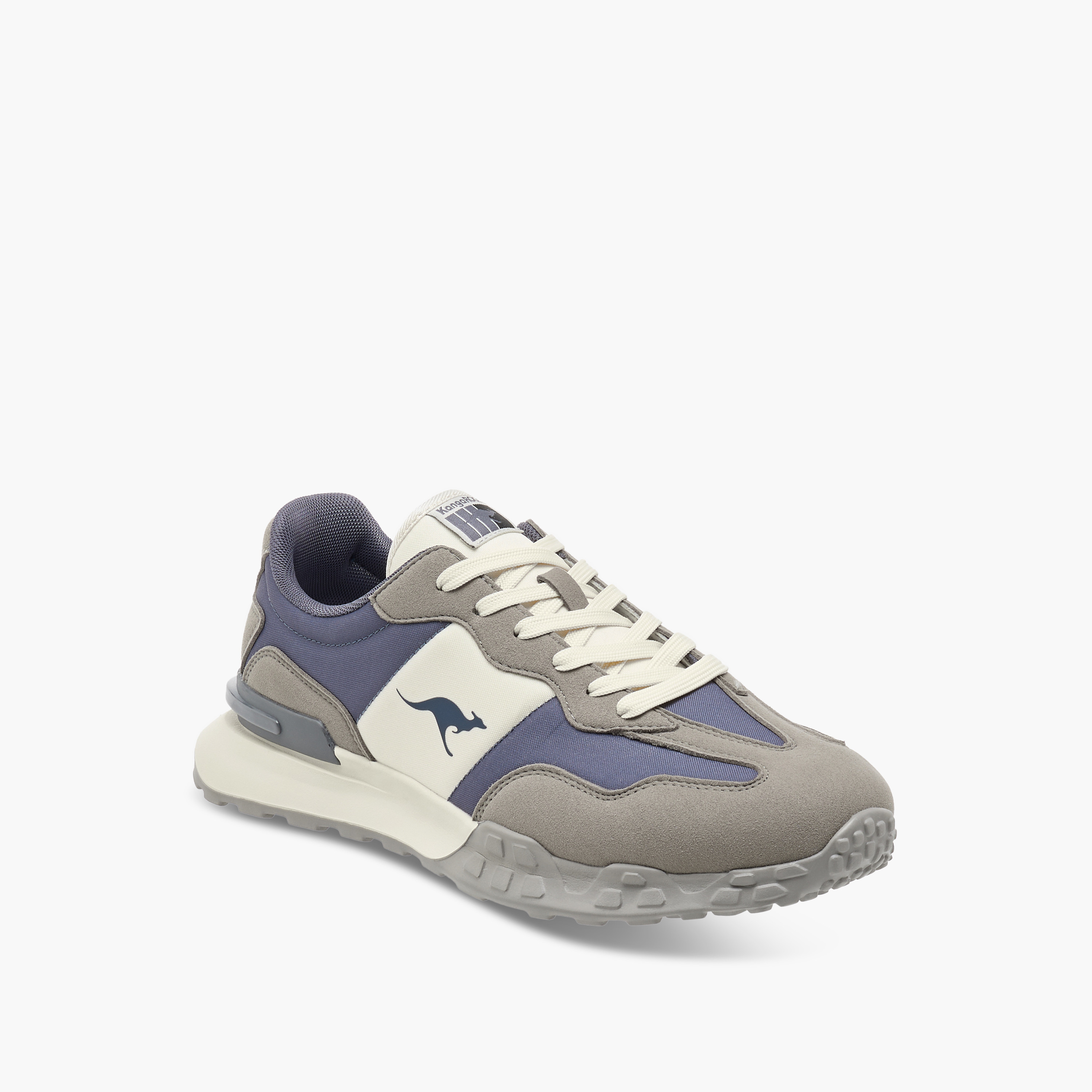 كانجاروز - حذاء رياضي رجالي مع تفاصيل الشعار ورباط إغلاق-sports-men-shoes-image-2