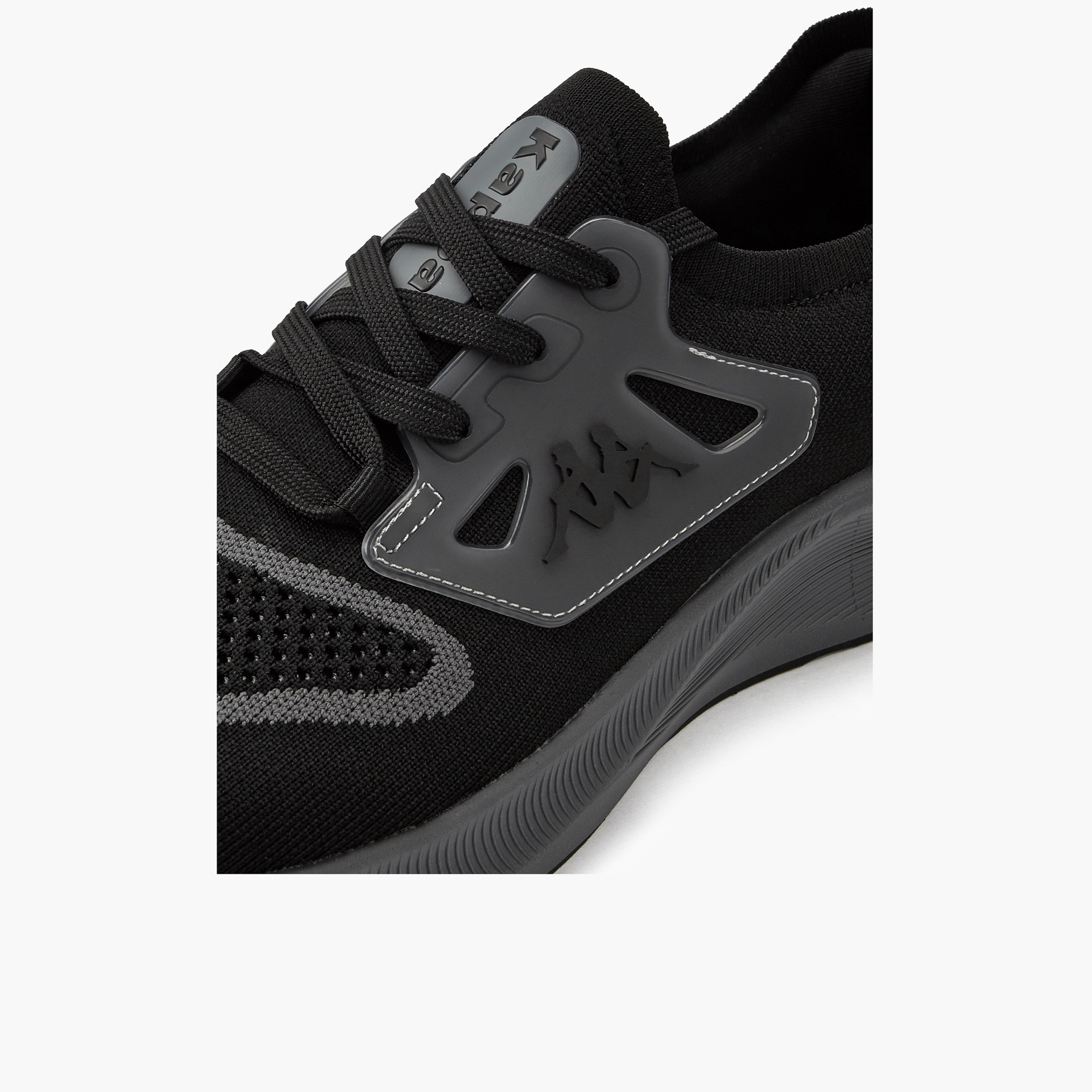 حذاء رياضي متعدد التصاميم برباط إغلاق للرجال من كابا-sports-men-shoes-image-4