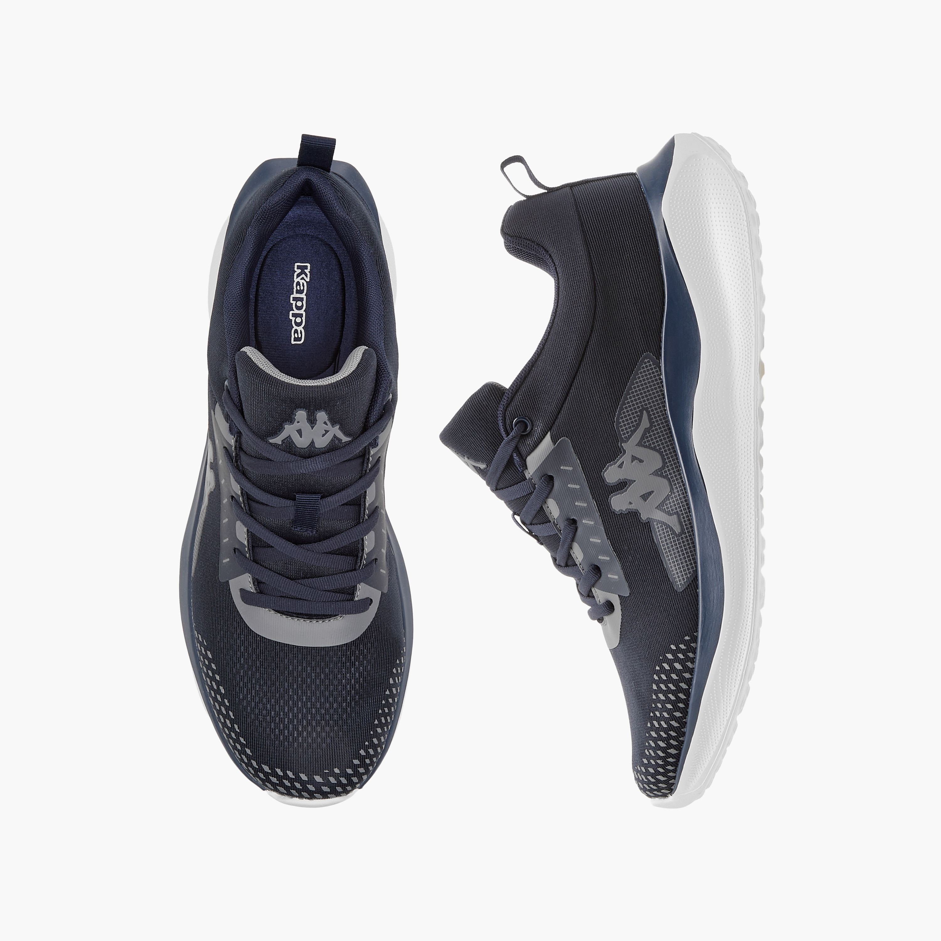 حذاء رياضي بشعار ورباط إغلاق للرجال من كابا-sports-men-shoes-image-1