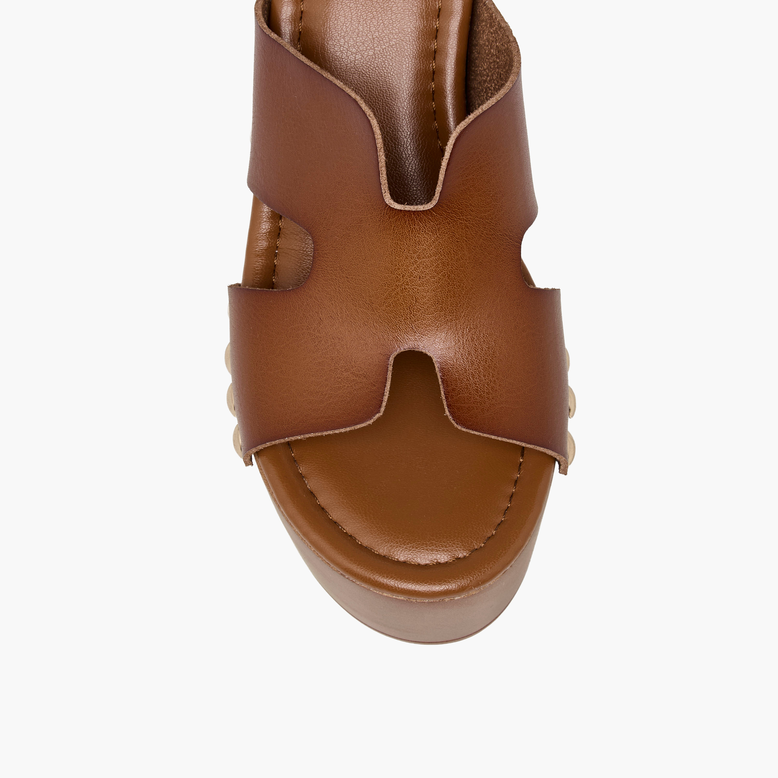  صندل معدني خفيف الوزن بكعب بلاتفورم مزين بمسامير برشام للنساء من شورستيب-women-shoes-sandals-heeled-image-4