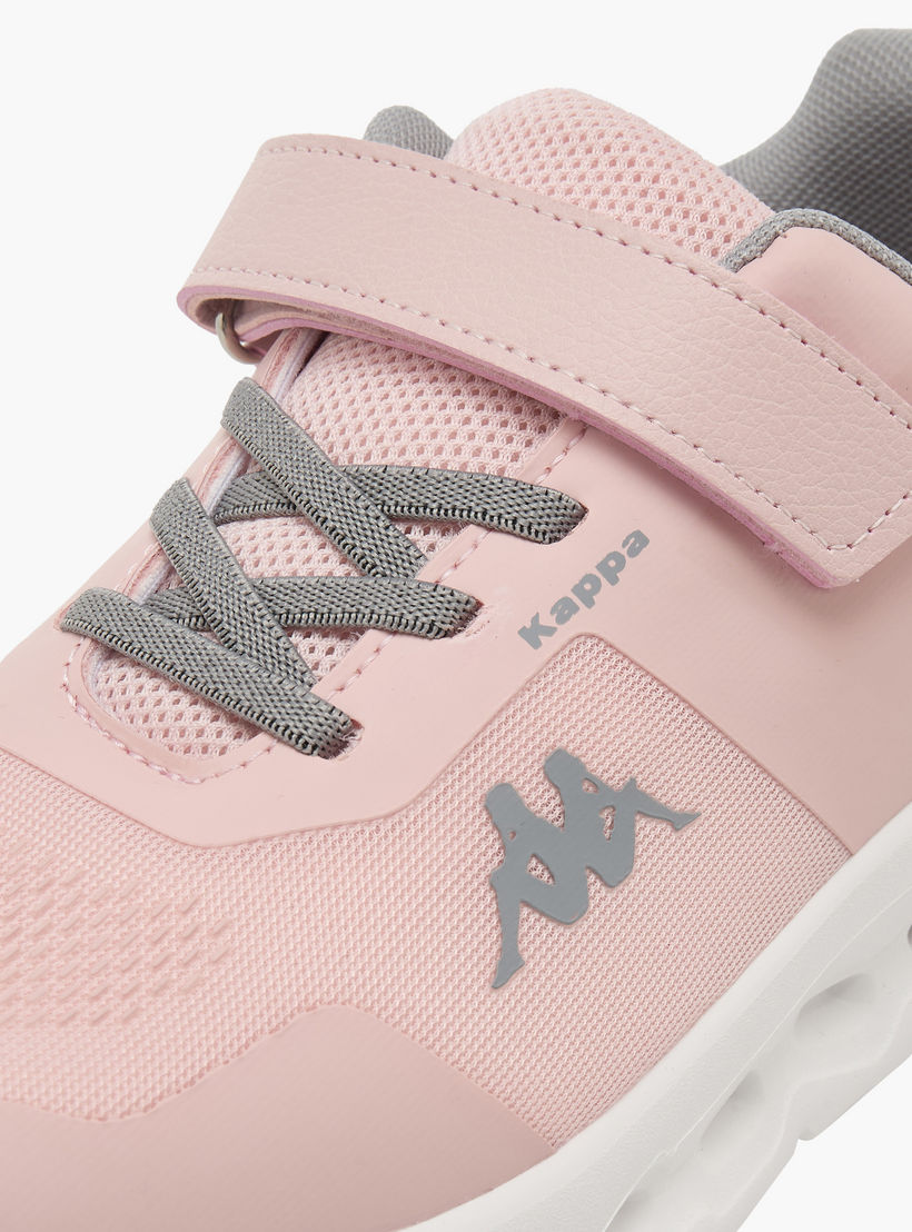 حذاء رياضي بشريط إغلاق لاصق وطبعات شعار للبنات من كابا-girls-shoes-sports-image-4