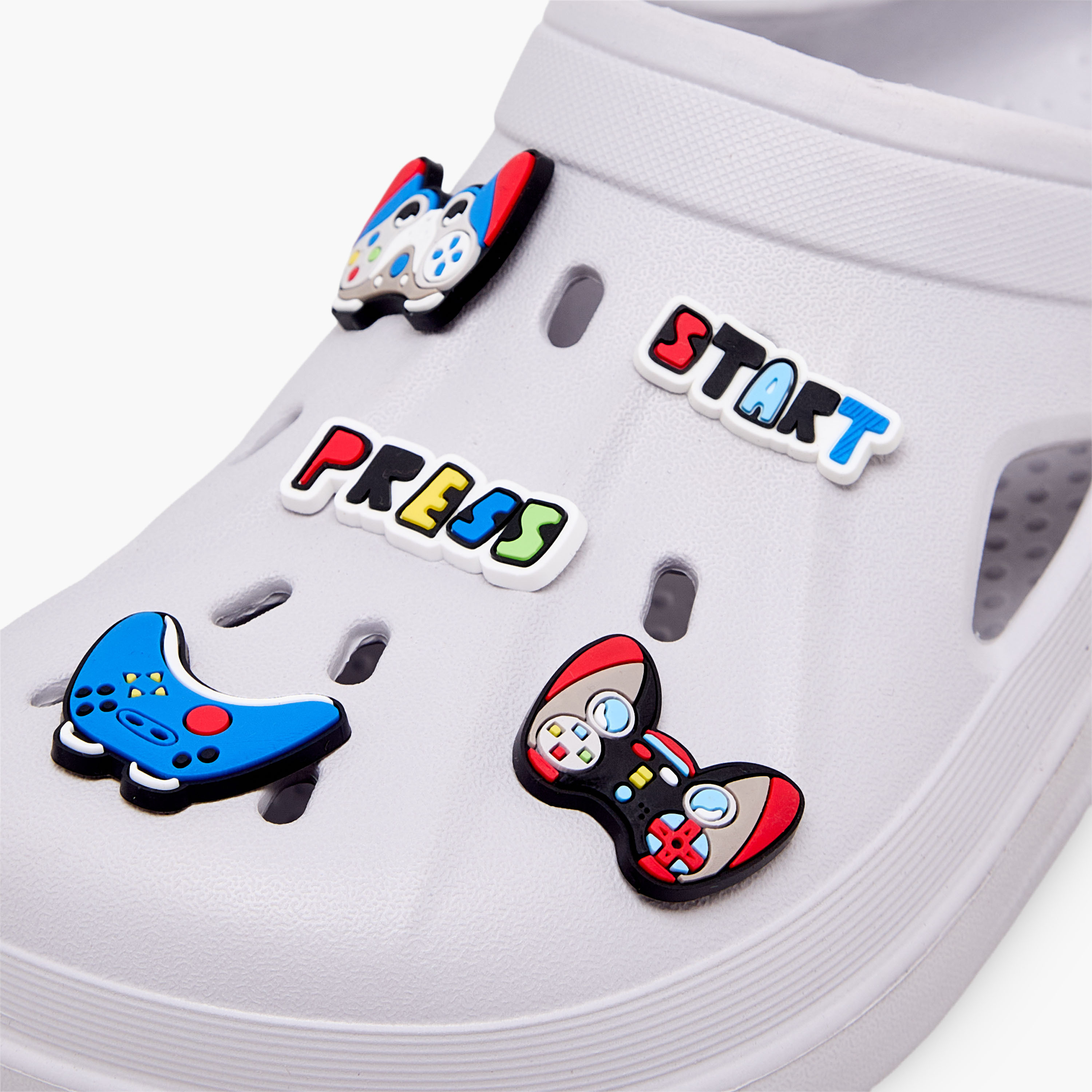 حذاء كلوج بزينة ألعاب للأولاد من أكوا-boys-shoes-sandals-image-7